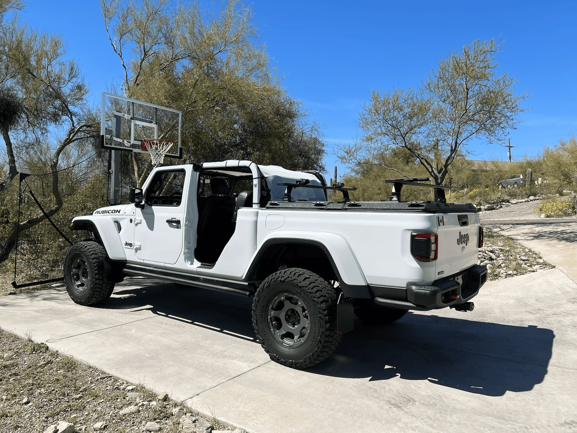 Jeep Gladiator Pic request: Hard top off - rear doors on tempImageHi6z4v