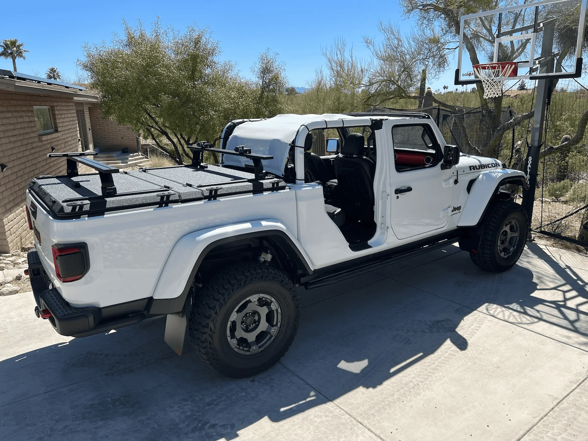Jeep Gladiator Pic request: Hard top off - rear doors on tempImagehj2OIJ