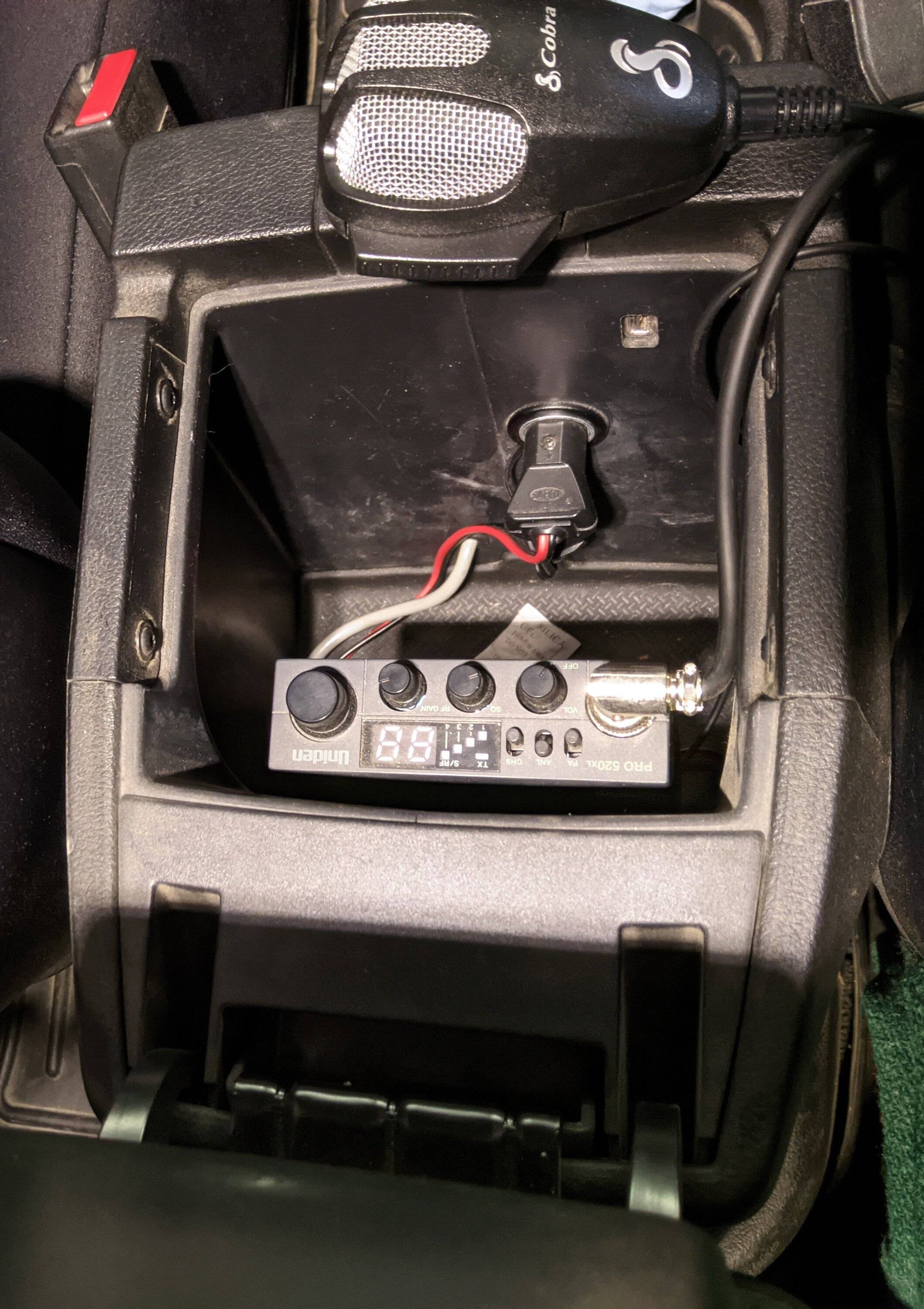 Jeep Gladiator Mounting a small CB in the center arm wrest PXL_20230409_200924227_llcro