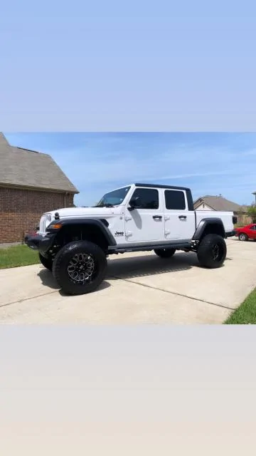 Jeep Gladiator Issue with ride quality on 24x14 wheels paired with 6" lift base_39A08DB2-A045-427F-BA6D-28810A35EB94