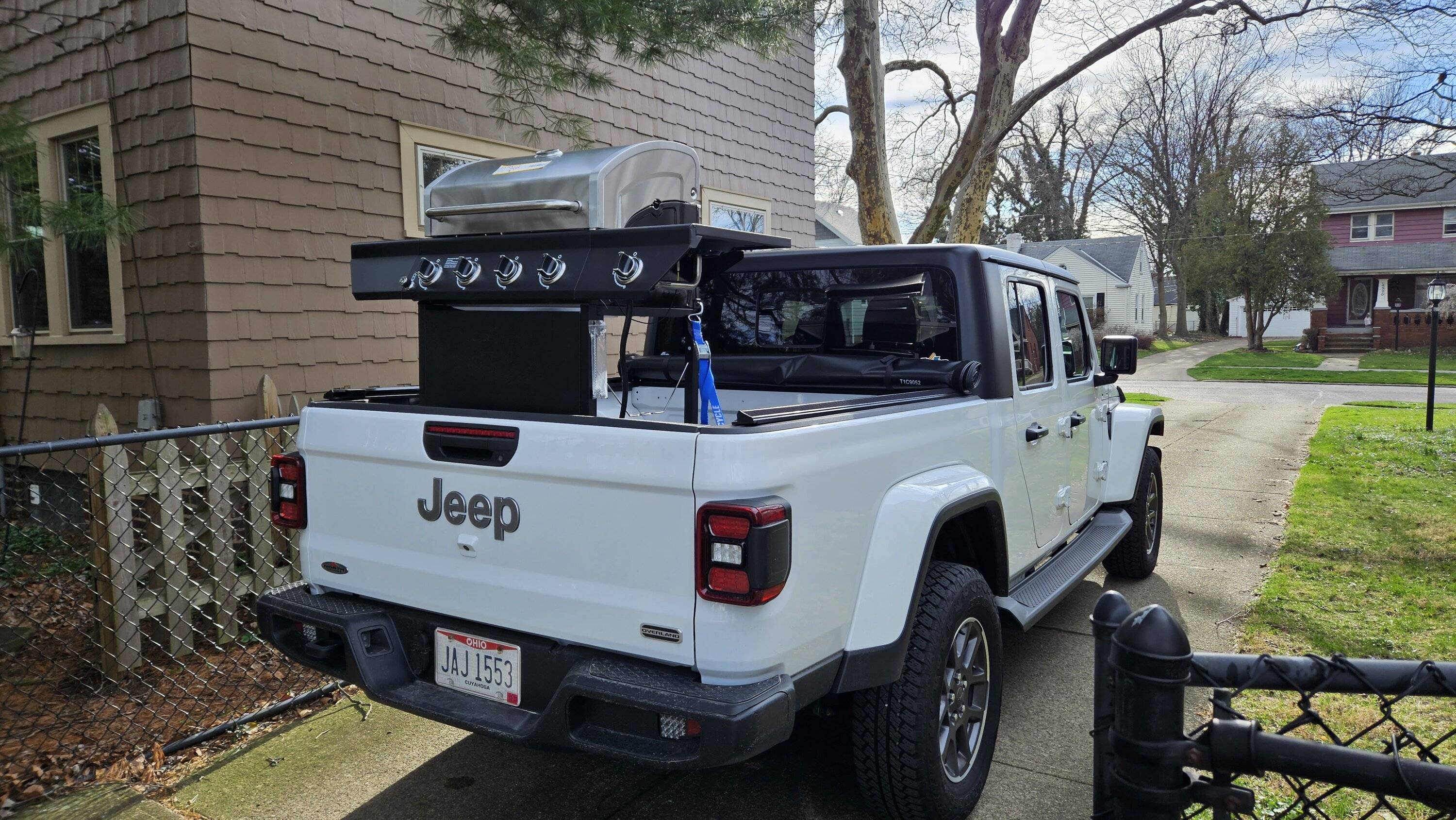 Jeep Gladiator What did you HAUL in your JT today? 20230406_174712