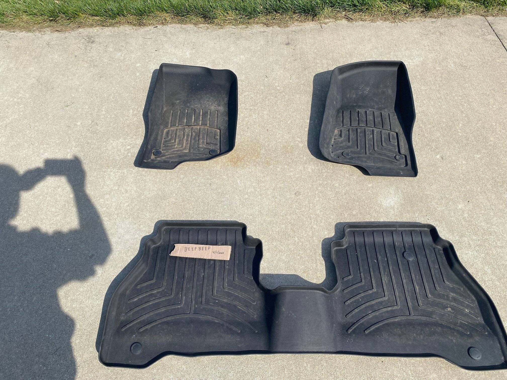 Jeep Gladiator WeatherTech Floorliner HP's - Full Set Mats