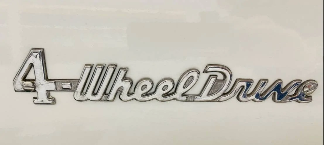 Jeep Gladiator OEM Vintage Jeep Badges and Emblems Screenshot_20230412-201232_Chrom