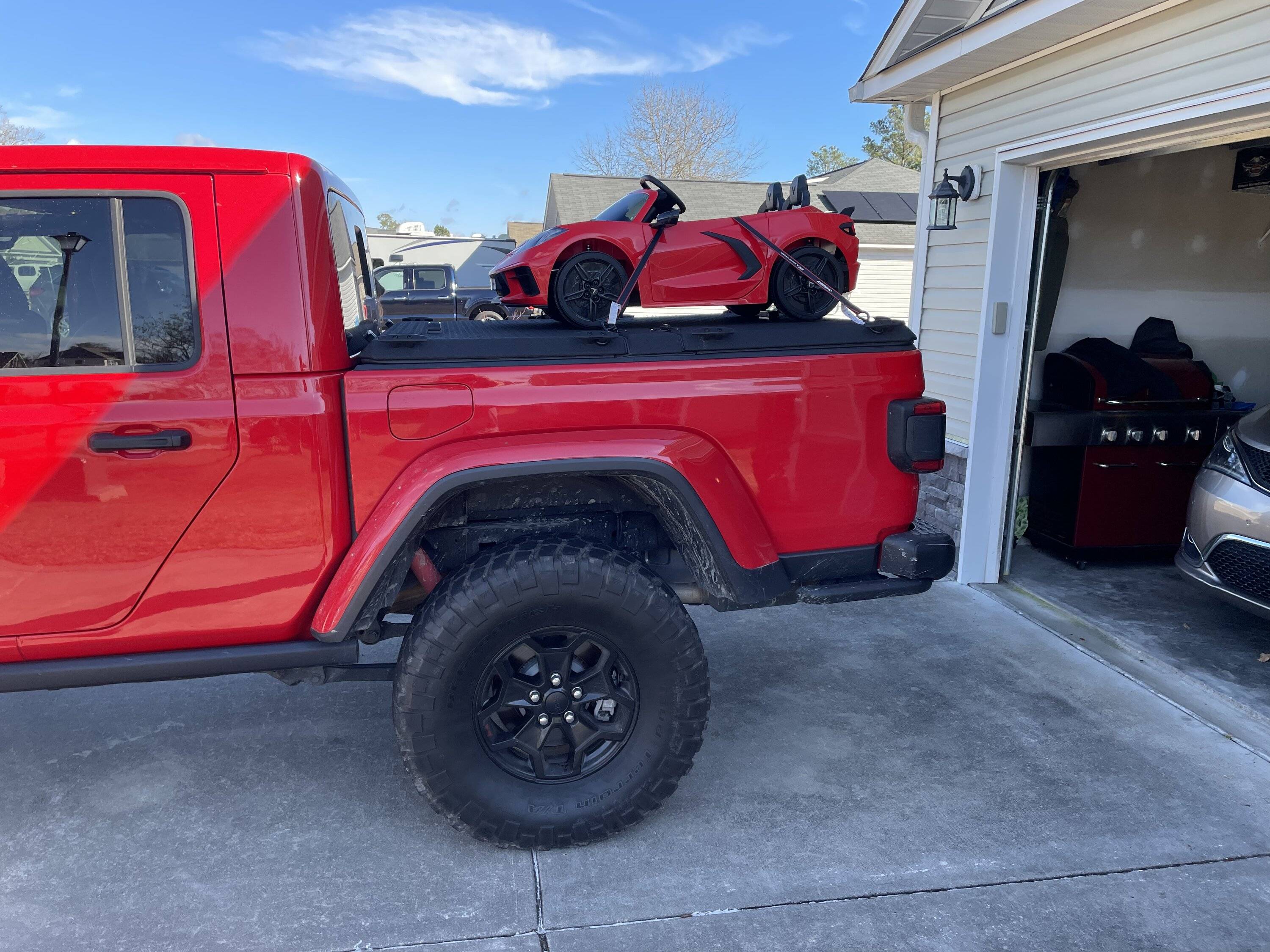 Jeep Gladiator DiamondBack Covers | General Thread C95DF84B-5CDC-4A06-B42E-30A8F50C9A01
