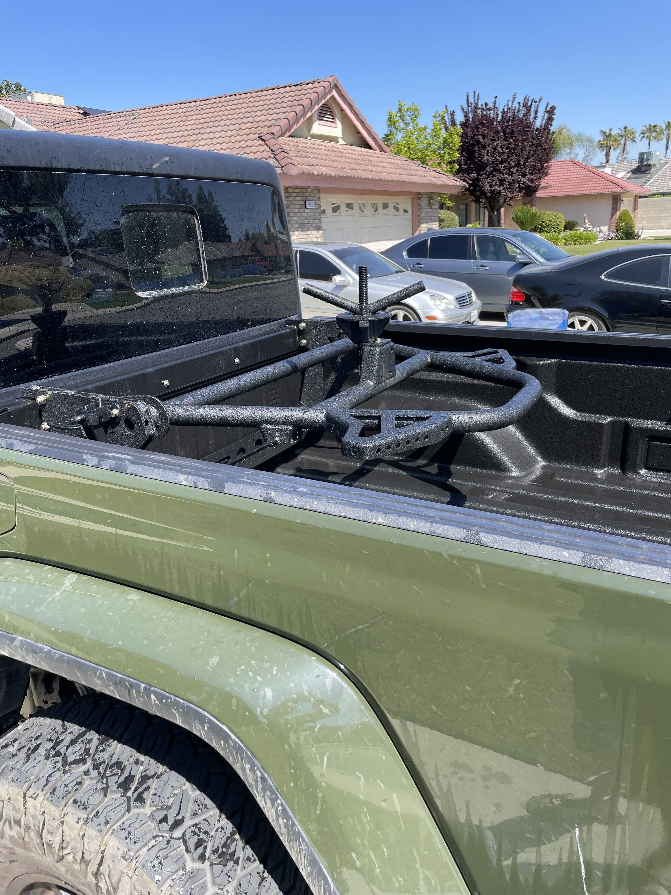 Jeep Gladiator Sarge Green Cali in Bakersfield CA 890AC944-7F5E-44B8-990B-4541CCC0FFB6