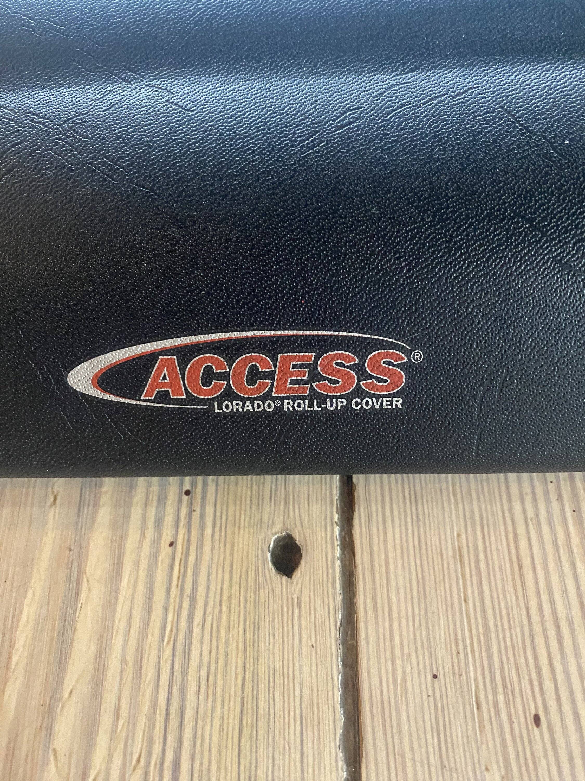 Jeep Gladiator Access Laredo Tonneau cover 2696A070-492D-4058-A744-39BEE221BBE2