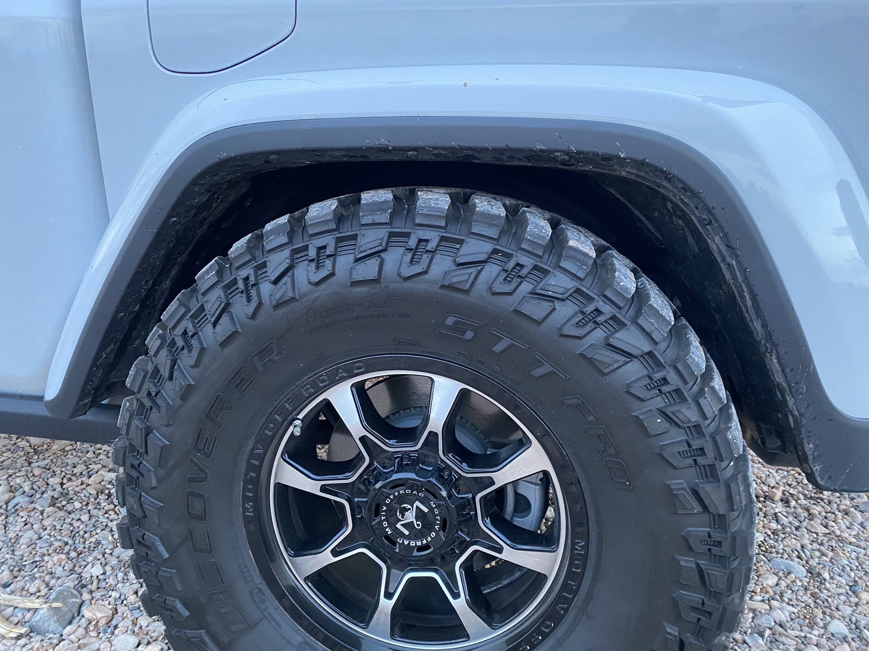 Jeep Gladiator 37/13.5/18 Cooper STT Pro IMG_2886