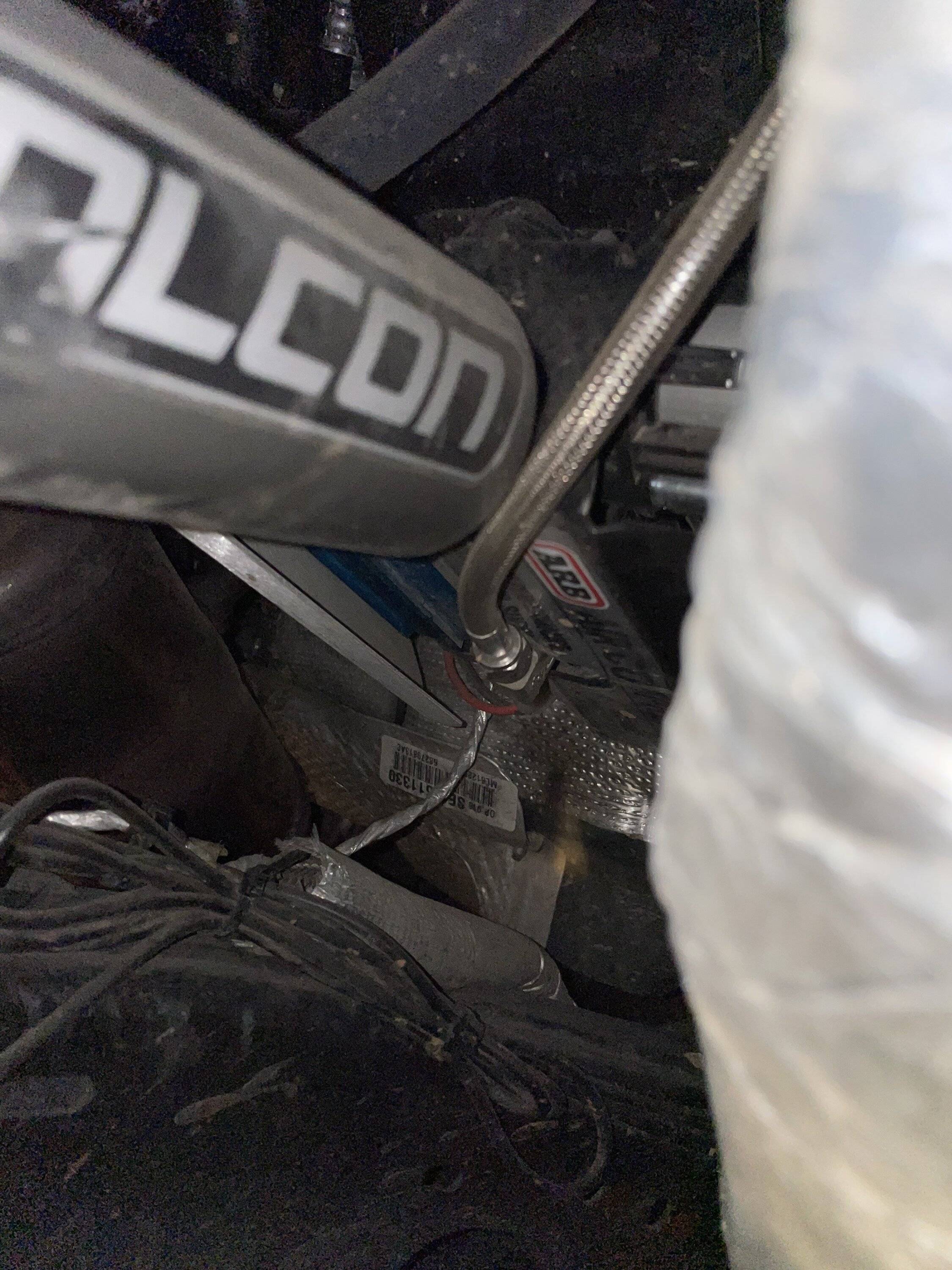 Jeep Gladiator Grimm off-road Arb compressor + Falcon 3.3 piggy back shock install 6BD687CC-5D16-4883-8759-9746A91E961E