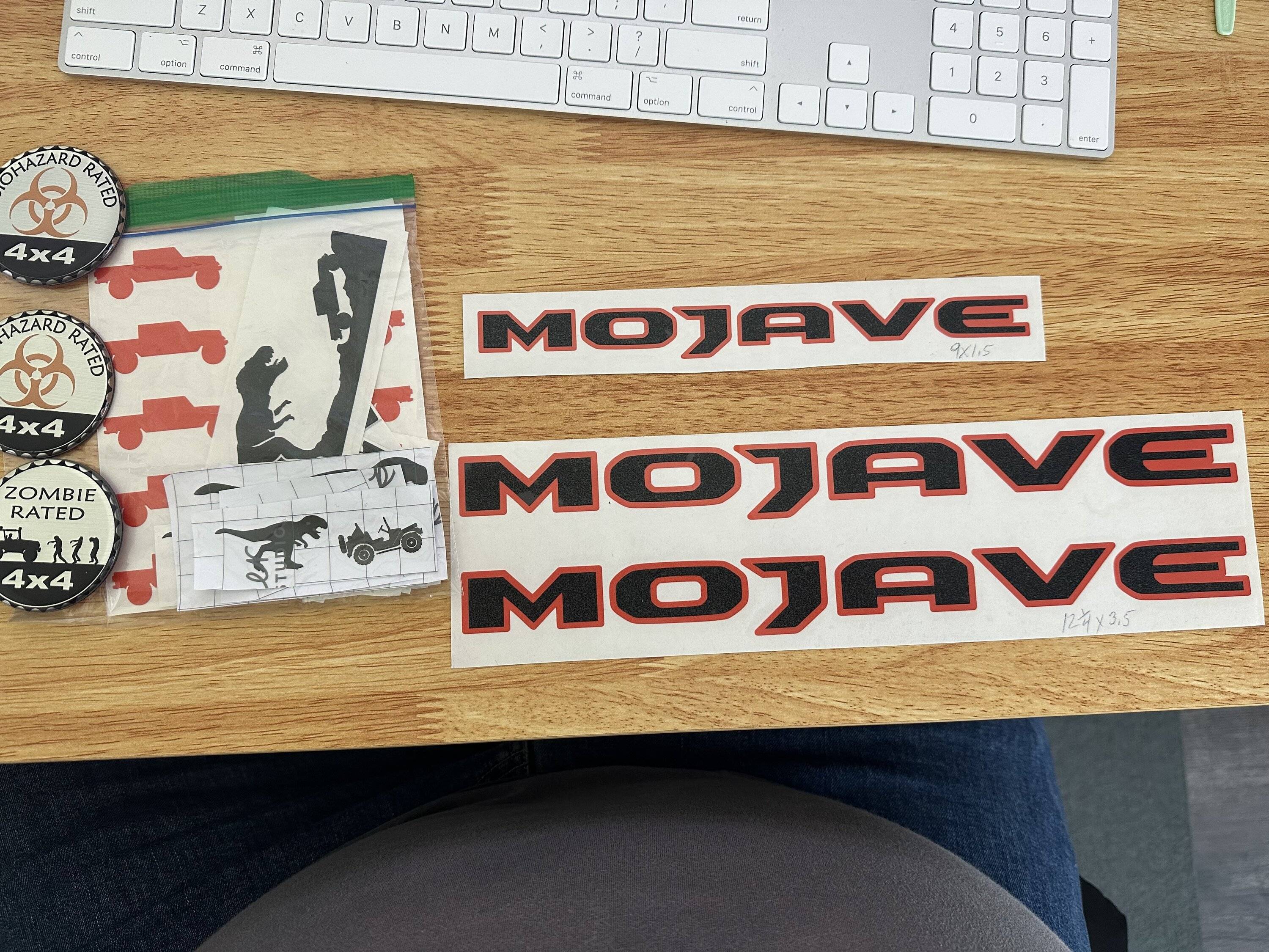 Jeep Gladiator Mojave Decals and miscellaneous IMG_1732