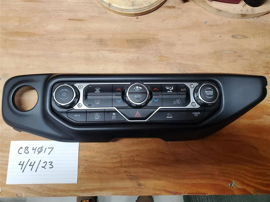 Jeep Gladiator 7" Uconnect with Sirius, bezel, unlock code. Dual Zone HVAC controls.  Prices lowered. 20230404_132541 (Medium)