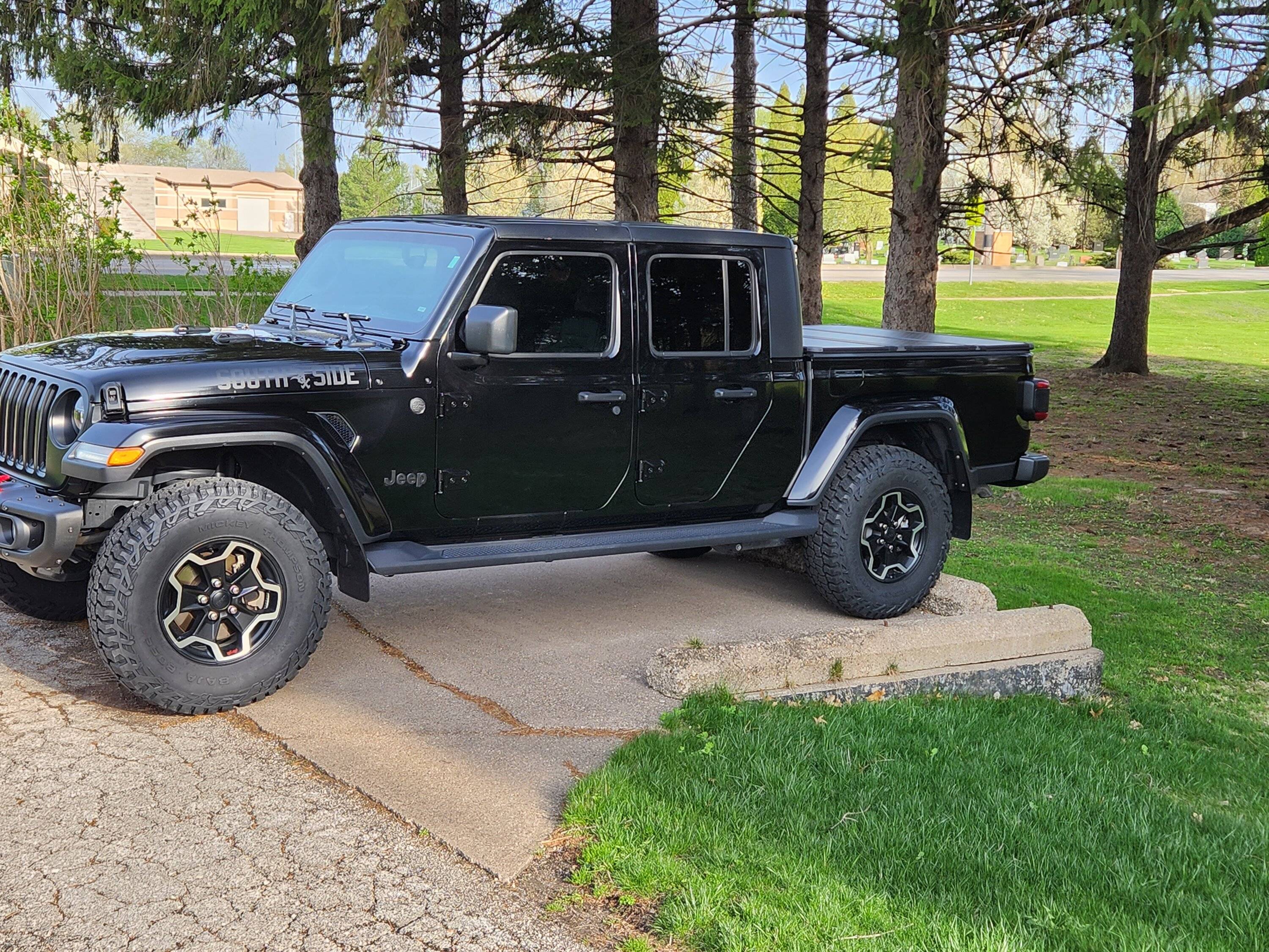 Jeep Gladiator Clayton Leveling Kit Results on Rubicon Diesel 20230418_174907