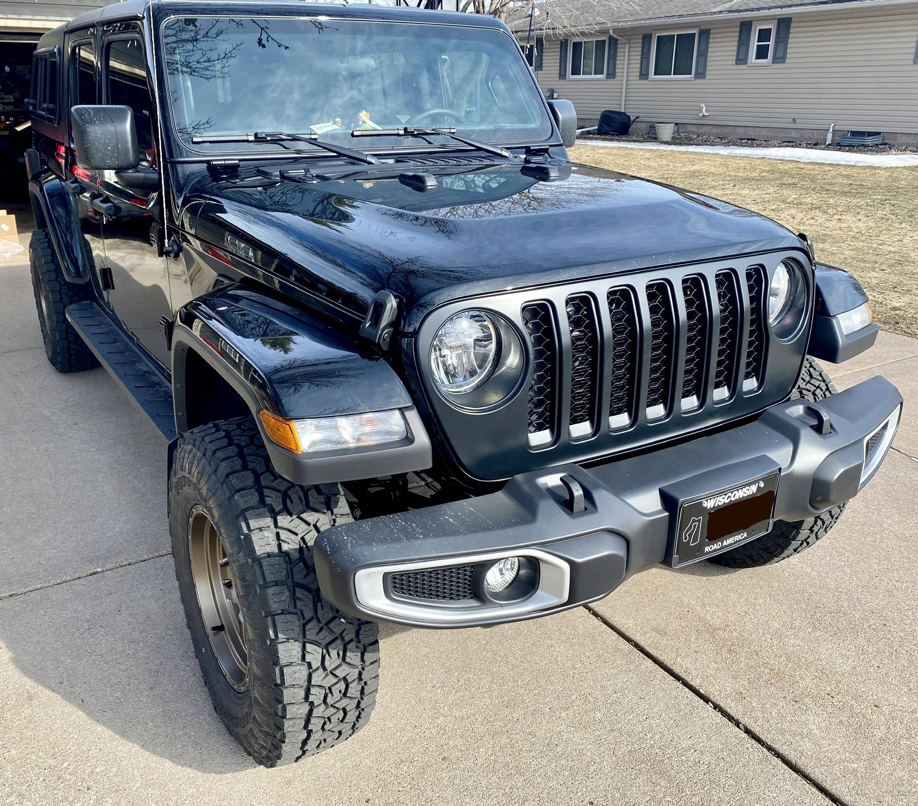 Jeep Gladiator Hung up the GM for a JT diesel CA8F08A5-3A4B-4E33-8F93-F3432930350A