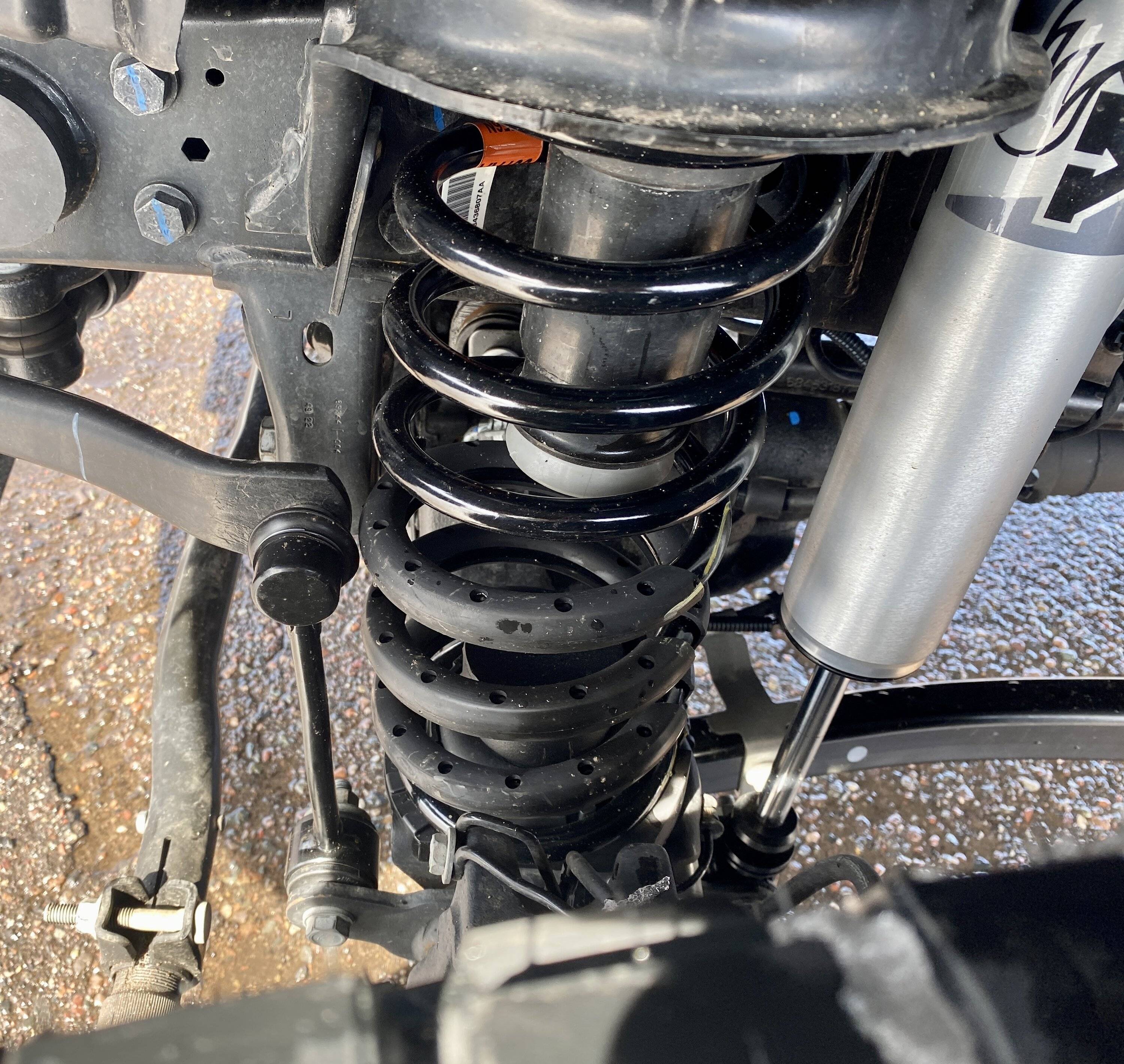 Jeep Gladiator Hung up the GM for a JT diesel 450CEF25-1B02-42CA-A192-39FC69B95C41