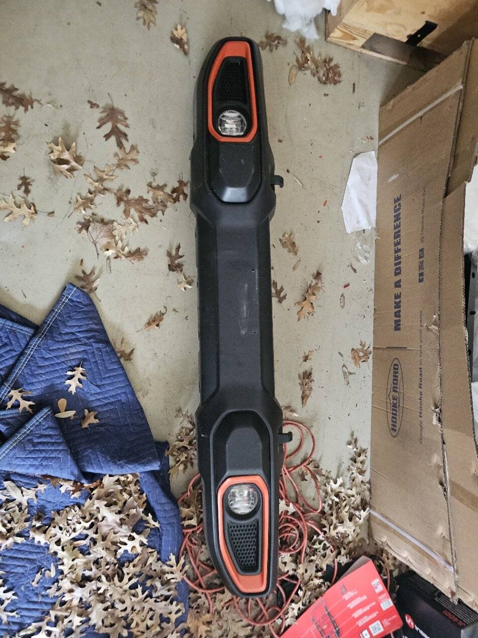 Jeep Gladiator FS - Wheel/Tires (new), 7in UC, Bumper, Tonneau cover - need sold ASAP (Austin, TX) 20230419_101759