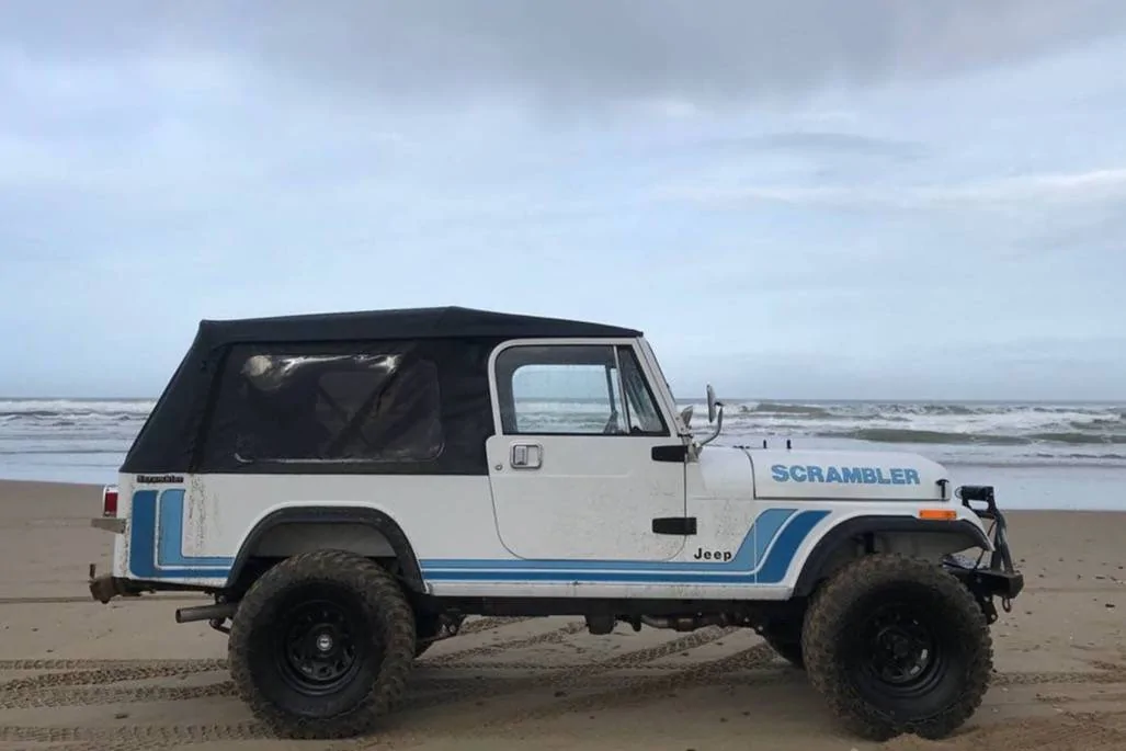 Jeep Gladiator Quadratec's JTe Gladiator Build: The Forbidden Modern-Day Scrambler ls3-e-rod-powered-cj8-1982-jeep-scrambler001
