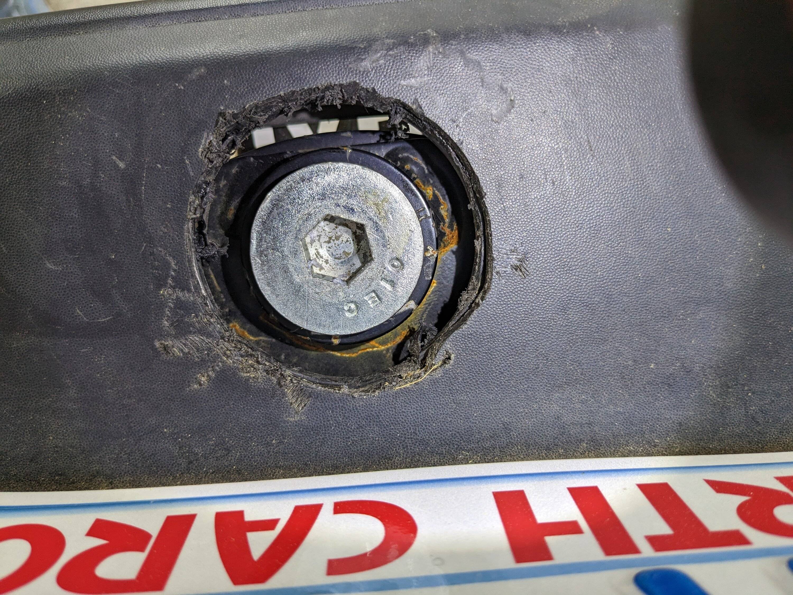 Jeep Gladiator Help removing rust and cover hole left in bumper at trailer hitch ball bumper hole? ball hitch hole