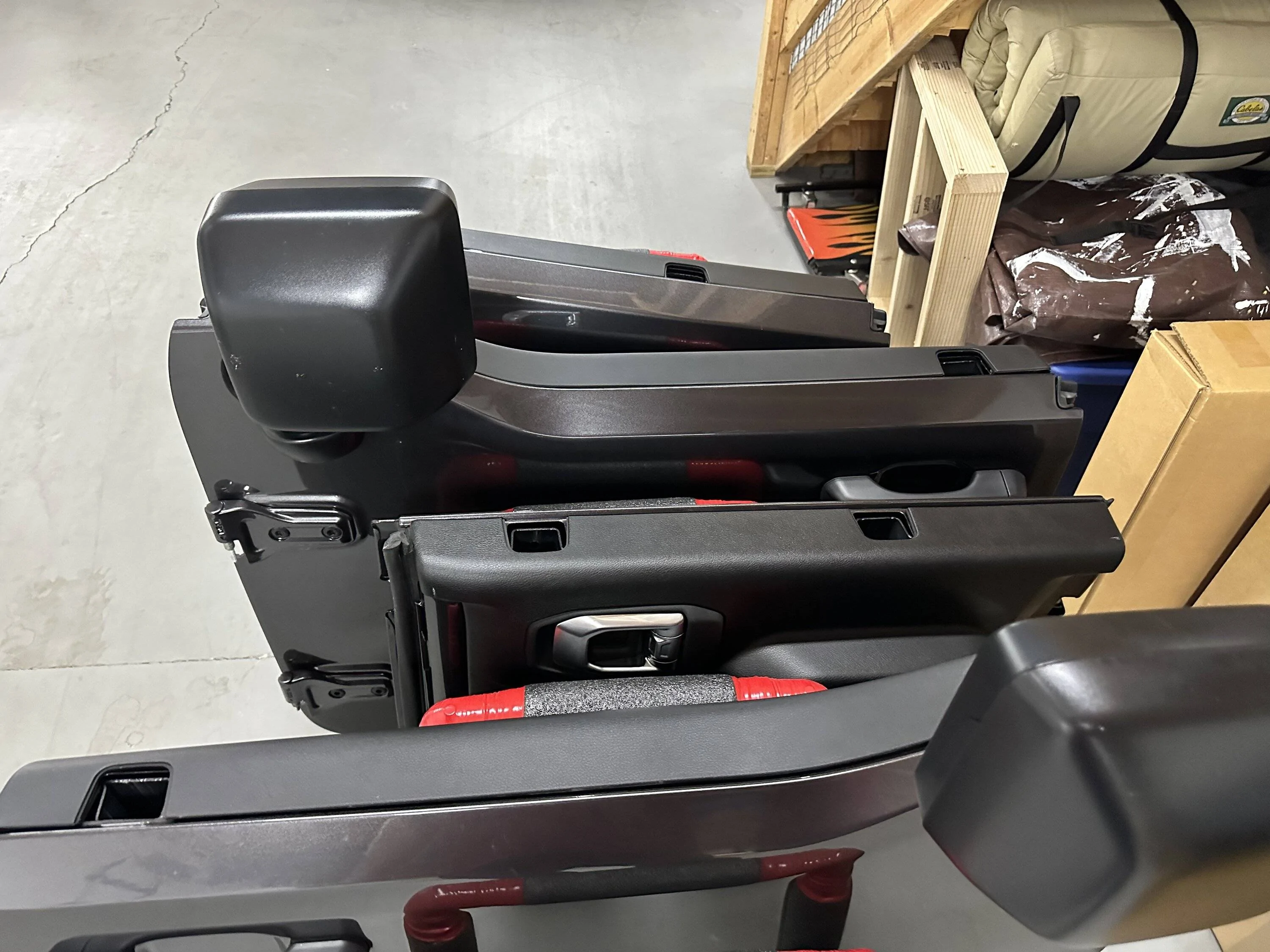Jeep Gladiator Granite Crystal half doors with premium uppers. $5500 5E85B5F6-D730-4BB5-90AD-30254CC03980