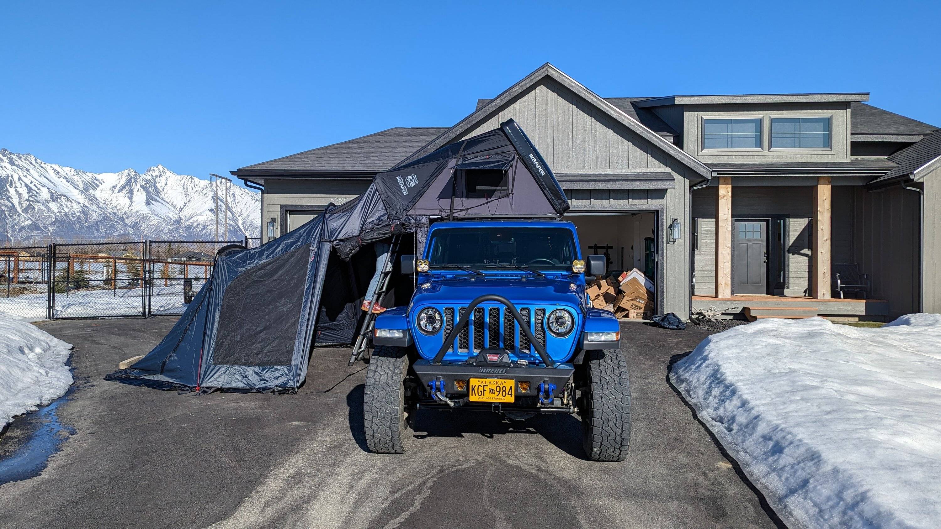 Jeep Gladiator Alaska Daily Drivers: Hydro Blue 80A and Bright White JTR PXL_20230422_020519142