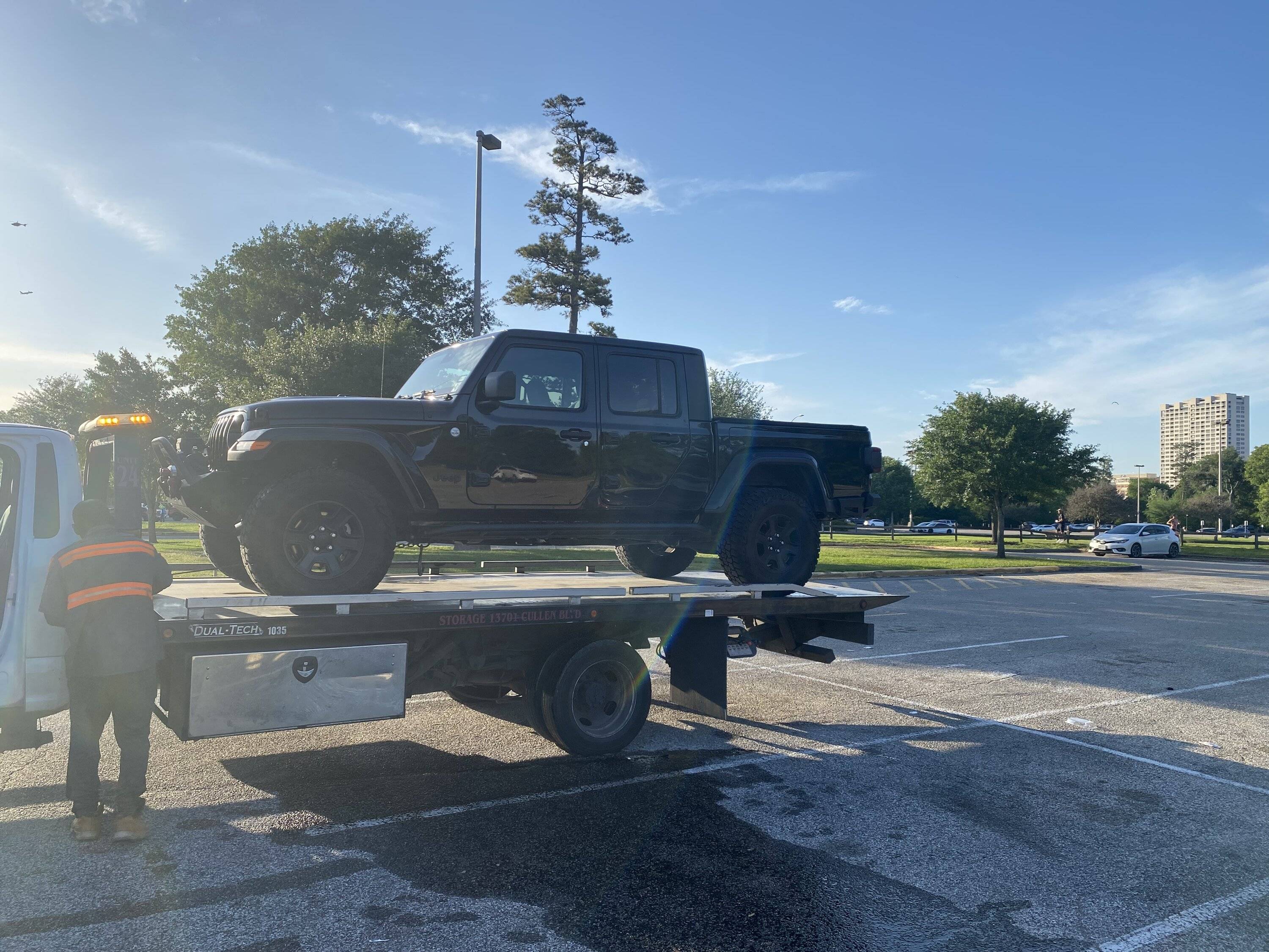 Jeep Gladiator Well this ruined my day 7EA3B9EC-CADC-46A5-9C47-FB3613FFCF85