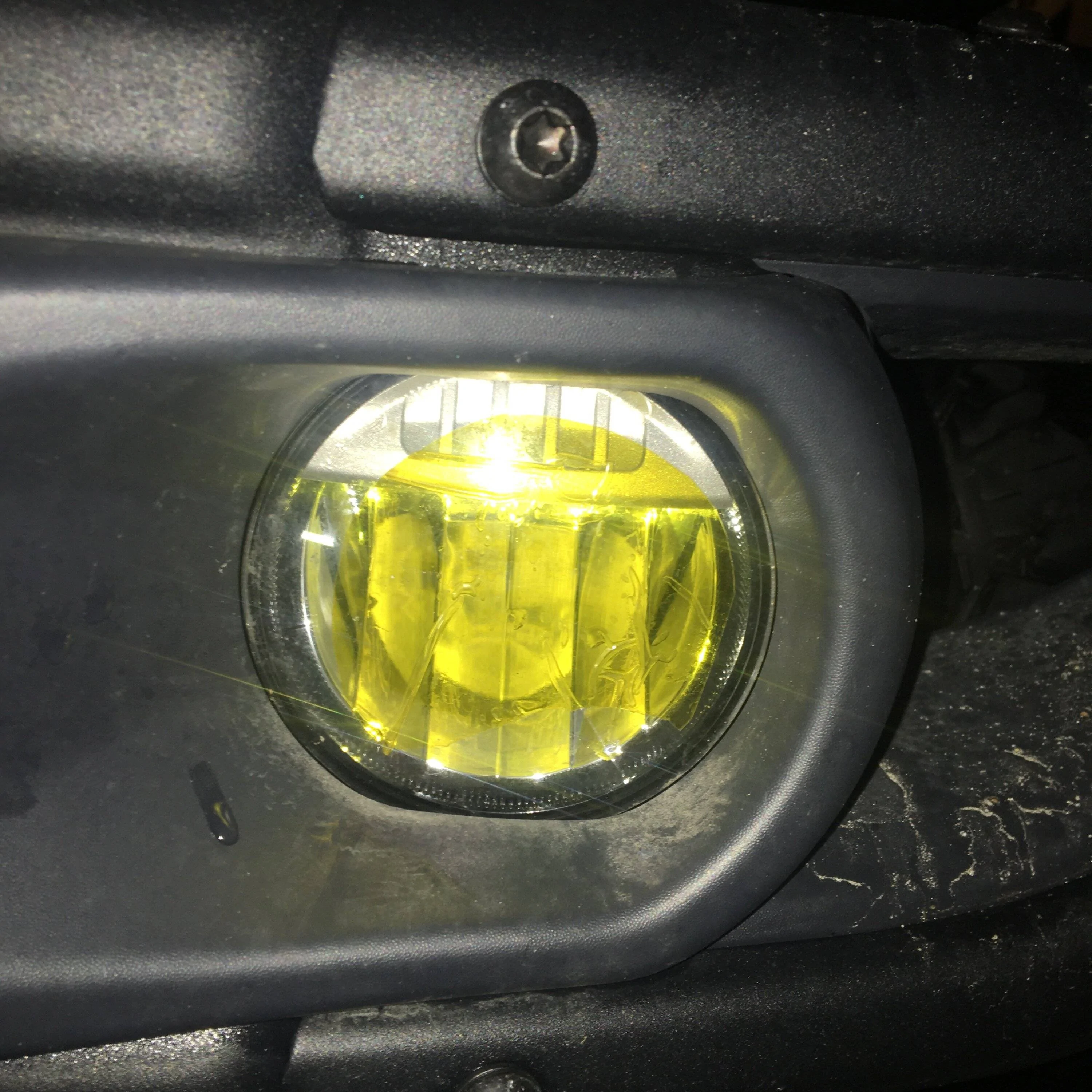 Jeep Gladiator Amber cover for factory LED fog lights BA41B472-8B73-4315-950E-AE55C10E3020