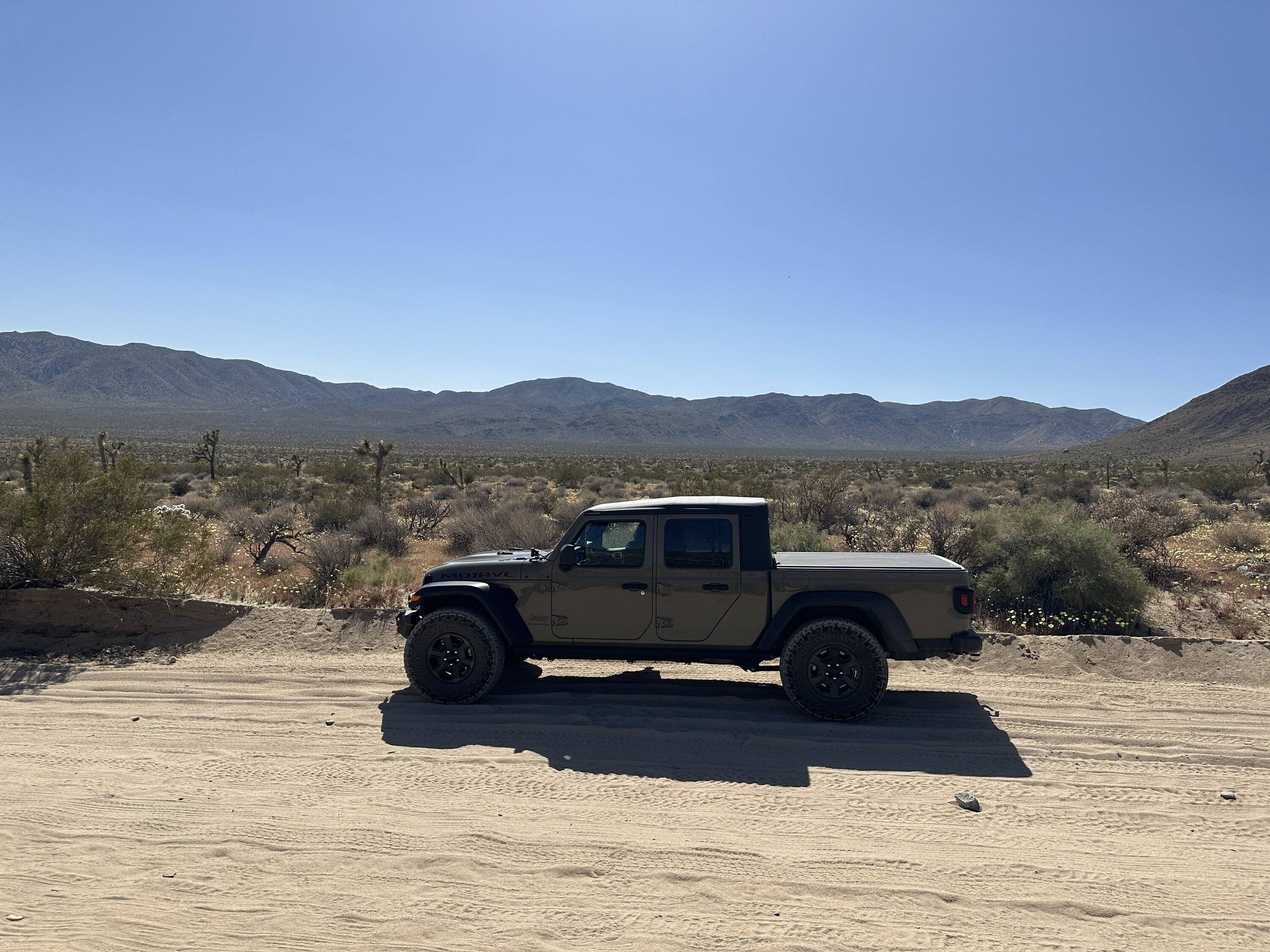 Jeep Gladiator Nitto Recon Grappler 37x11.5R17 on 2020 Mojave 0668C45E-28A7-4583-AEDD-2BCED873EAF5