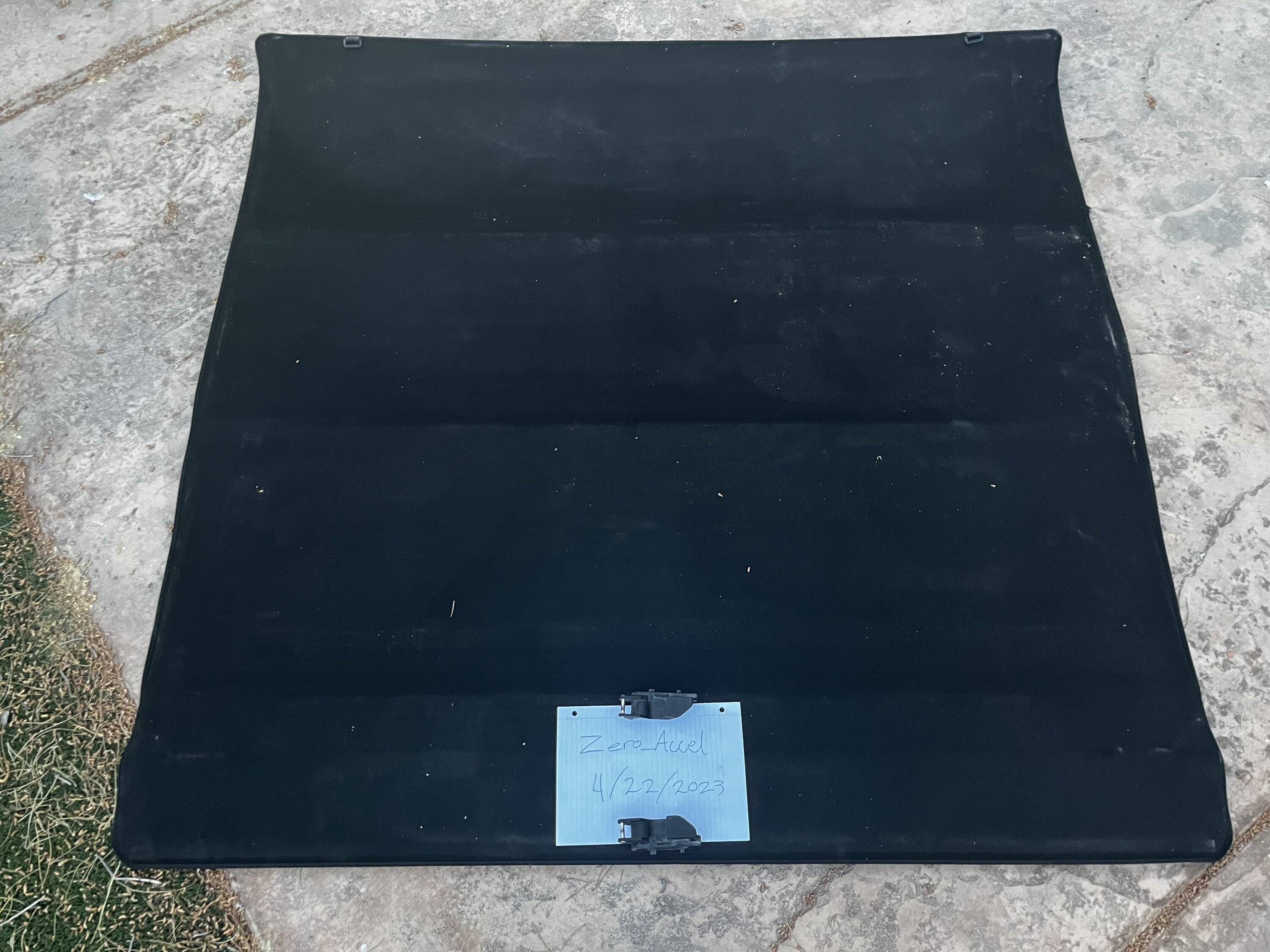 Jeep Gladiator FREE - 2 Mopar Soft rolling Tonneau Covers. IMG_6846.JPG