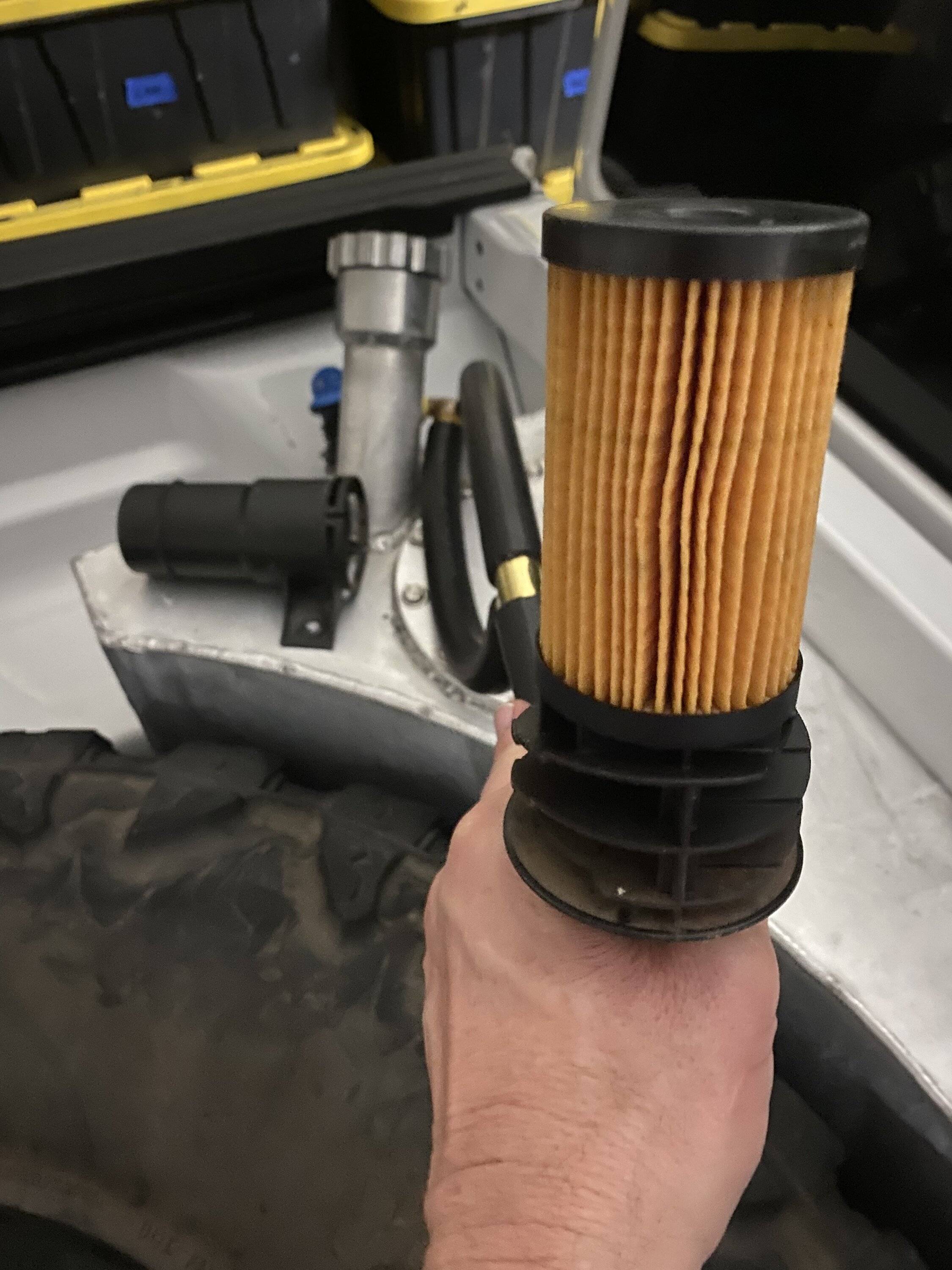 Jeep Gladiator Overkill diesel fuel filter with Auxiliary tank E2D3F330-A97C-48D4-A110-D9DFE0090EDF