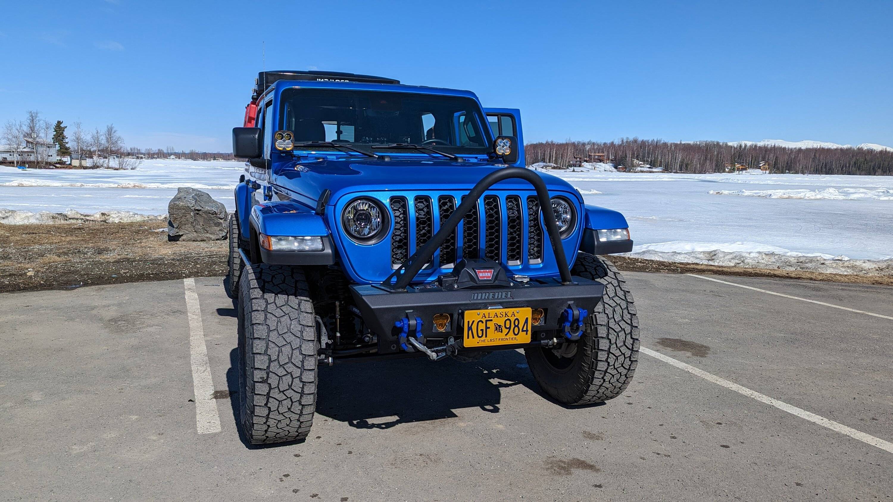 Jeep Gladiator Alaska Daily Drivers: Hydro Blue 80A and Bright White JTR PXL_20230423_214210315