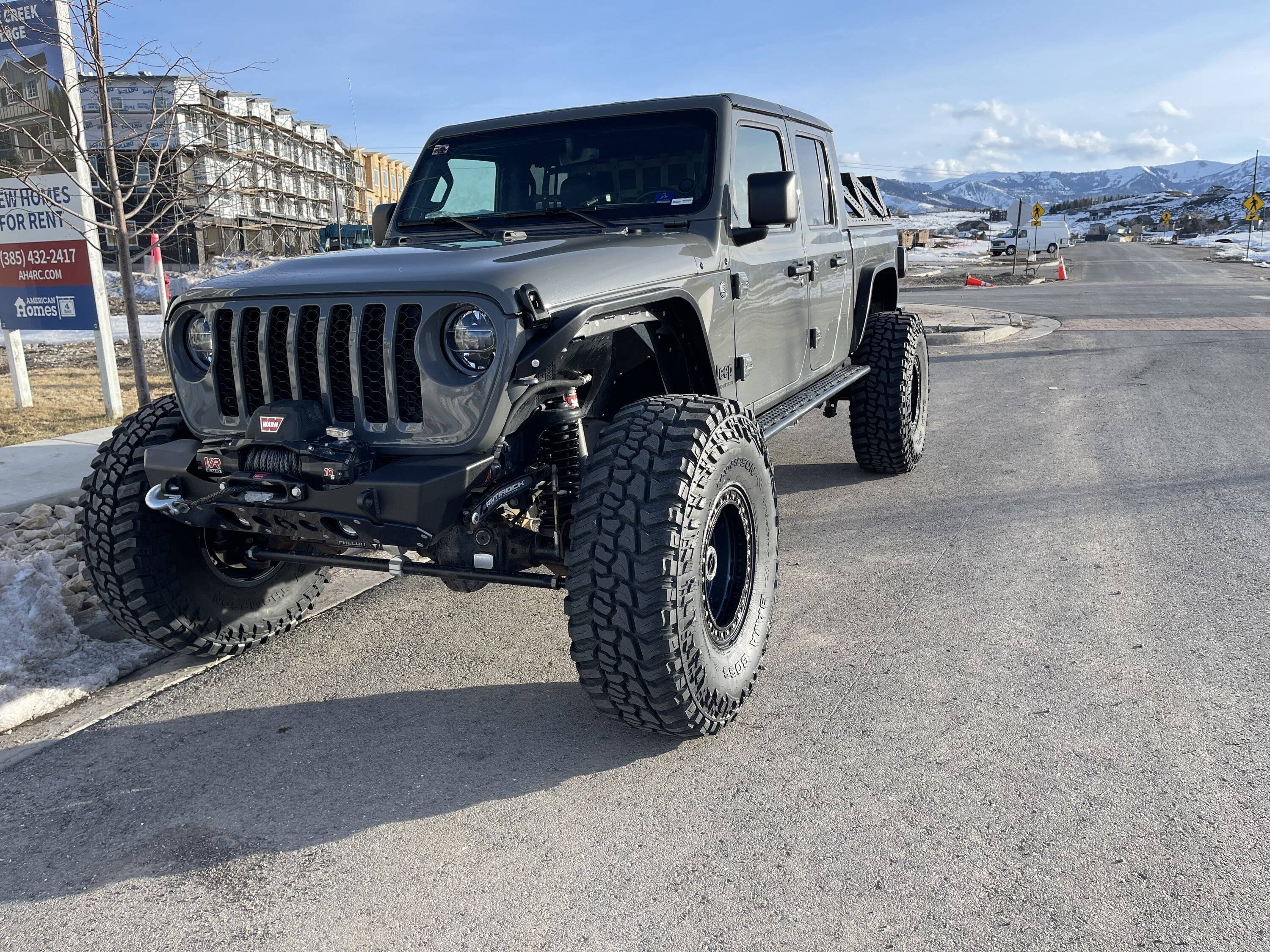 Jeep Gladiator Let's see your 40" Tires! IMG_6547