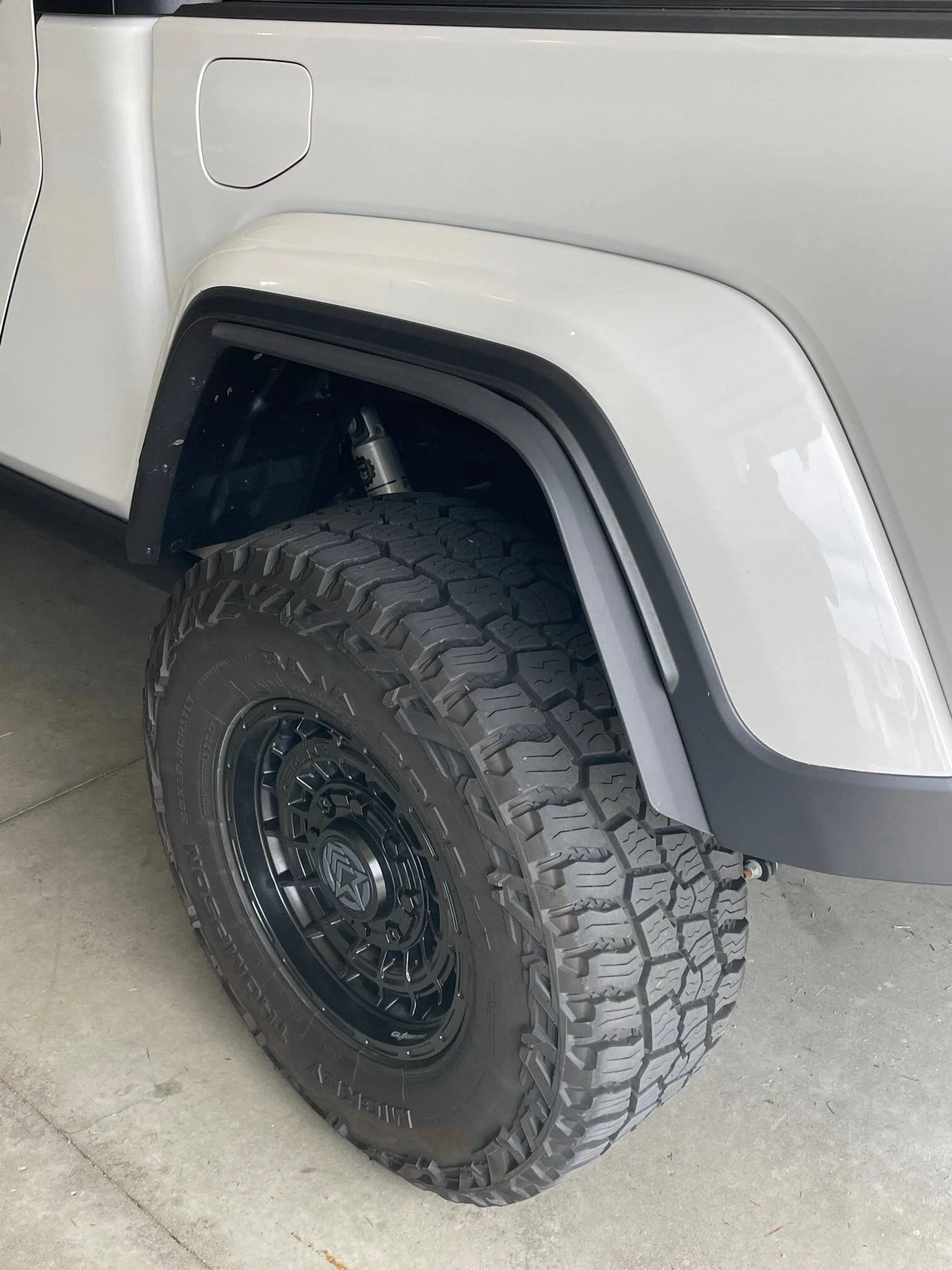 Jeep Gladiator Xtreme Recon Fender Extension Instsalled IMG_7863
