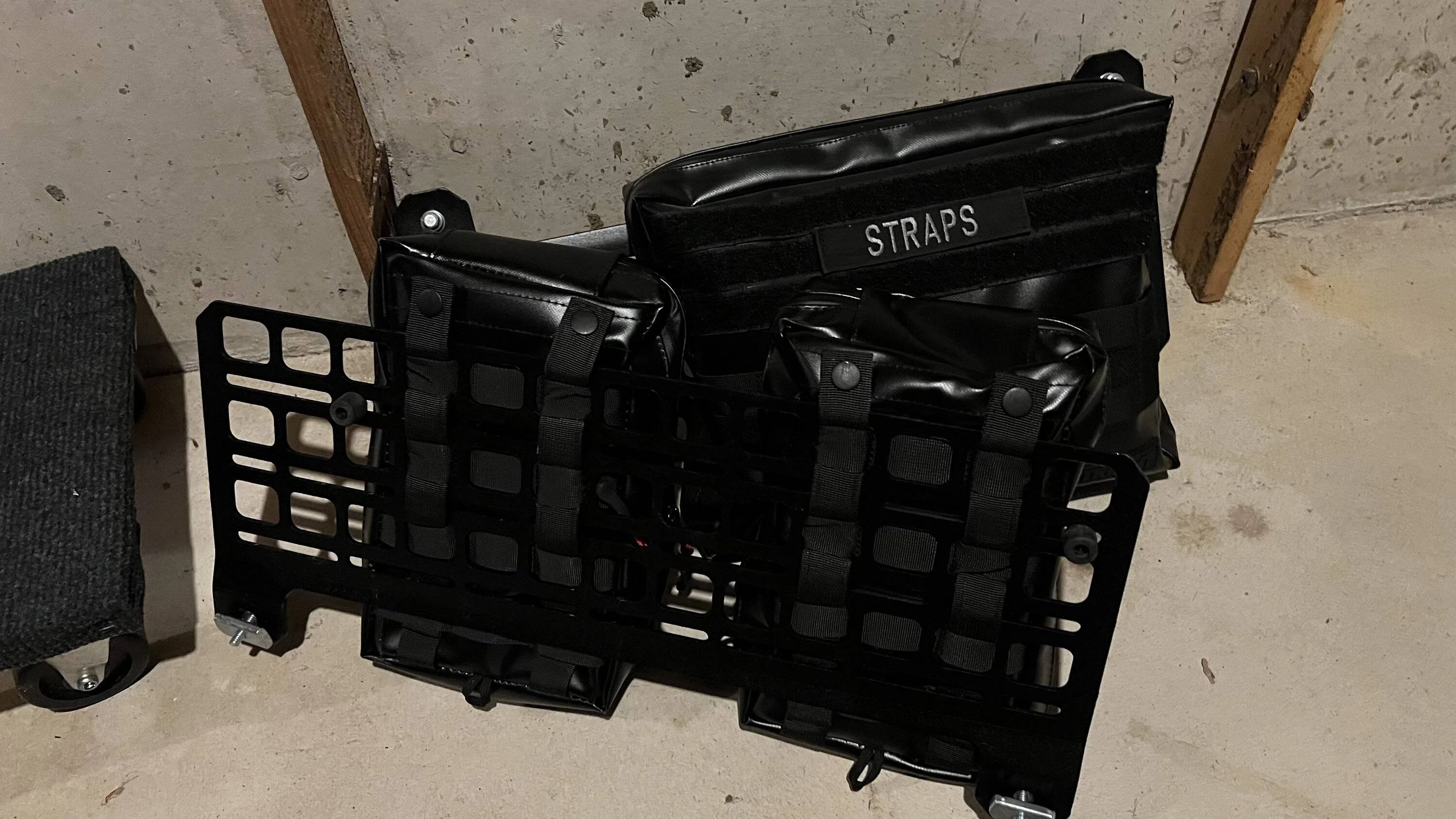 Jeep Gladiator Builtright bedside MOLLE rack panel system - both sides and cab wall 8C8678FF-AFB3-482F-9353-88B319F771FD