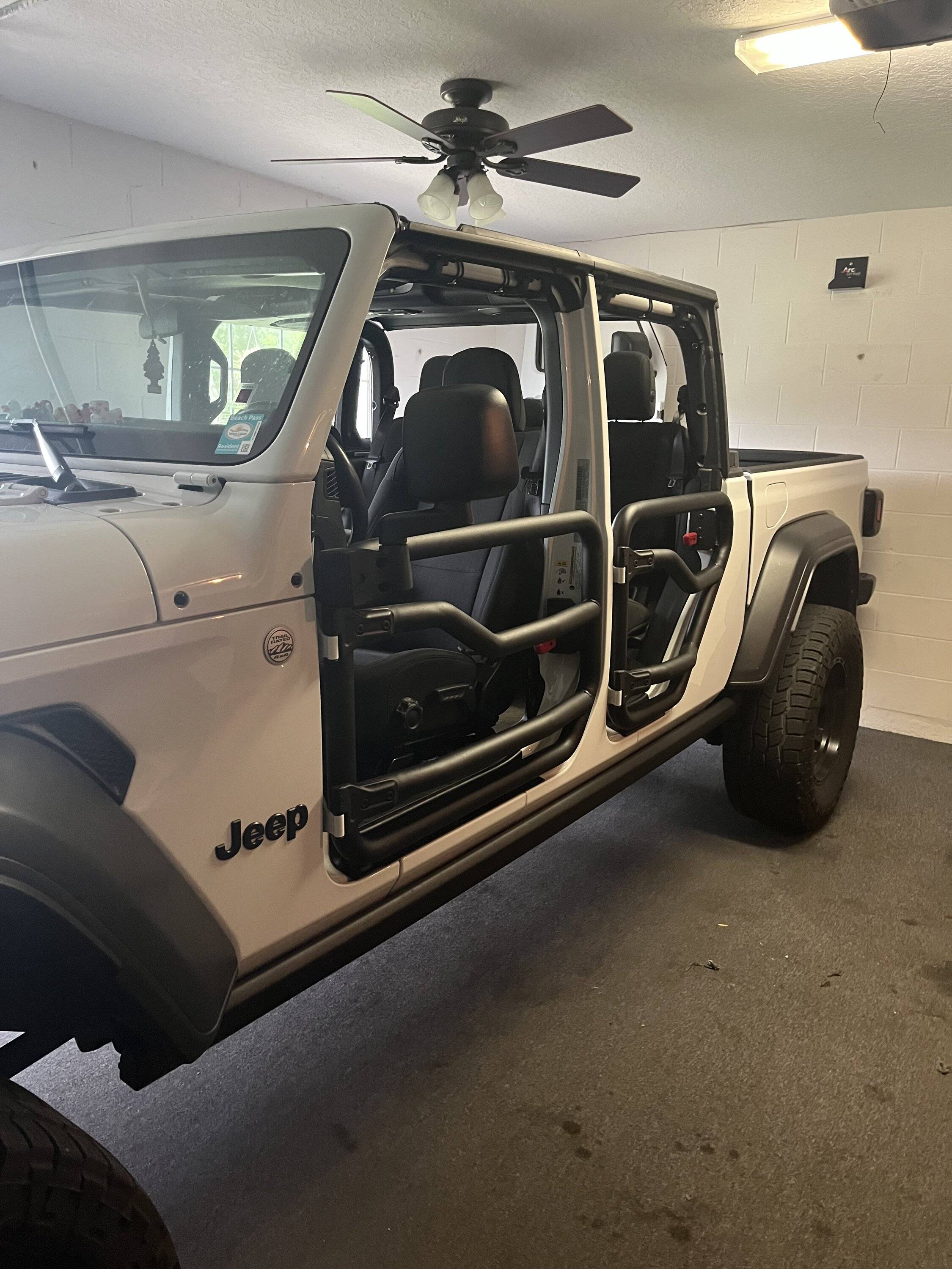 Jeep Gladiator Mopar Tube Doors (set of 4) IMG_8757