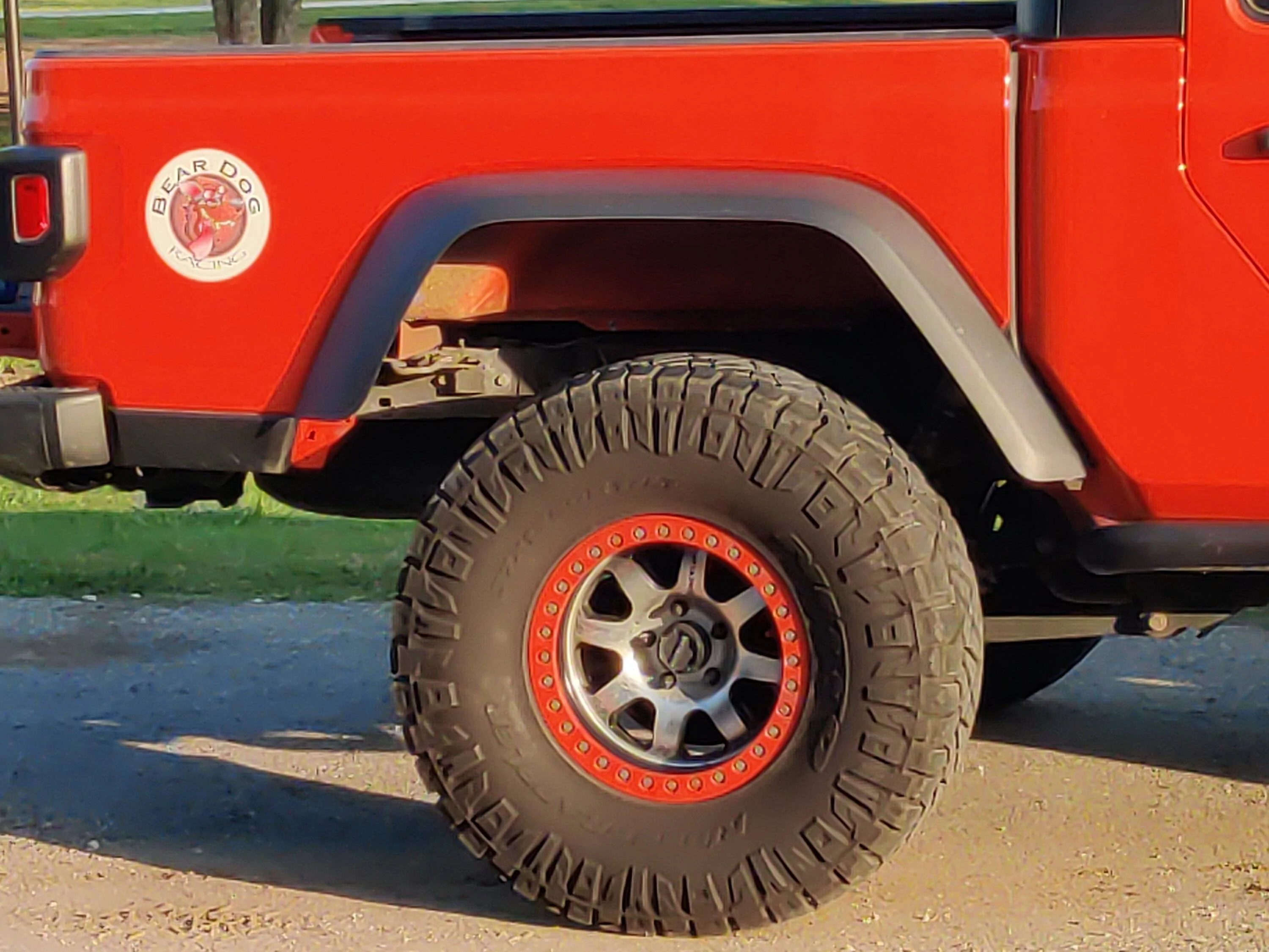Jeep Gladiator Rear fenders chop done... 2023-04-24-18-57-10-497