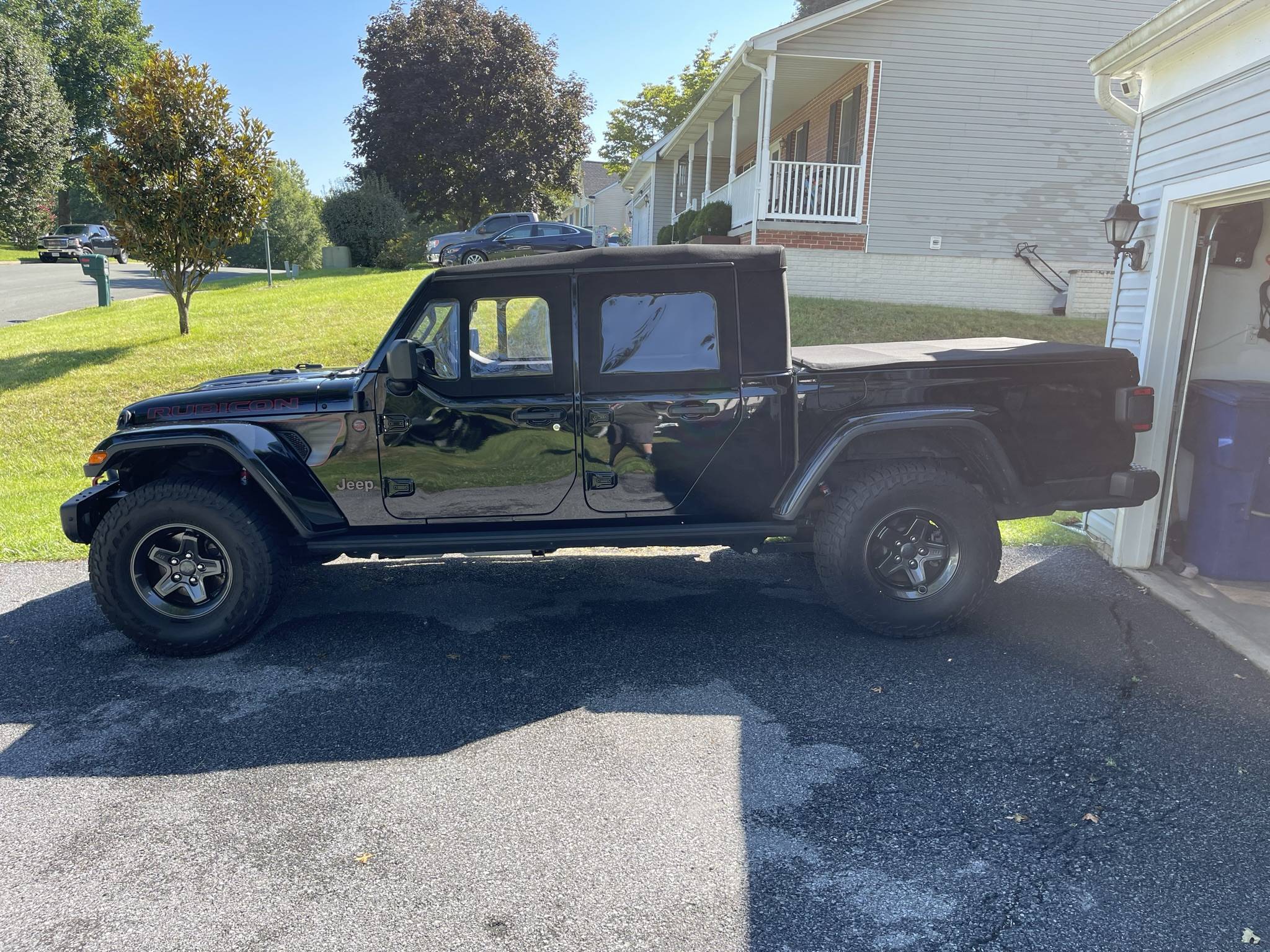 Jeep Gladiator Mopar Half Doors - BLACK / Premium Uppers IMG_9467