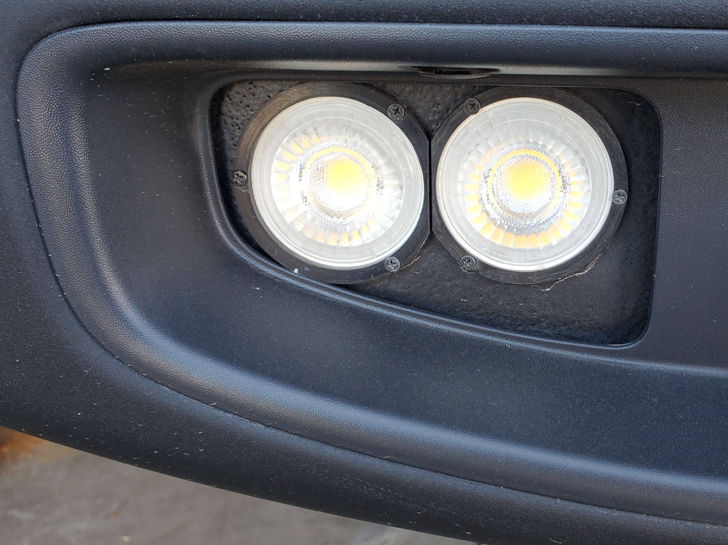 Jeep Gladiator $20.00 Reverse Lights 20230426_133725