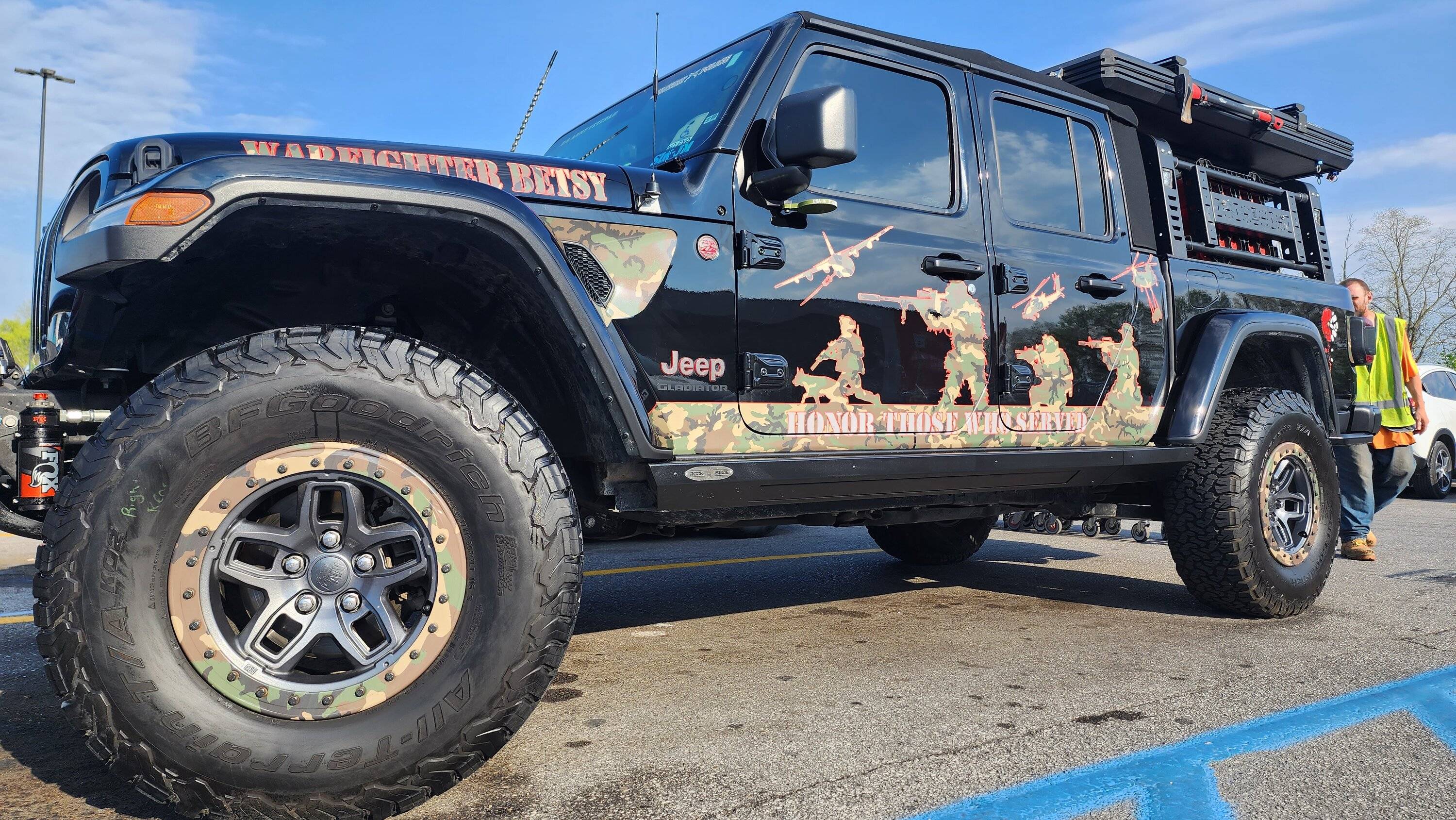 Jeep Gladiator "Betsy" The Memorial Gladiator 20230425_180118