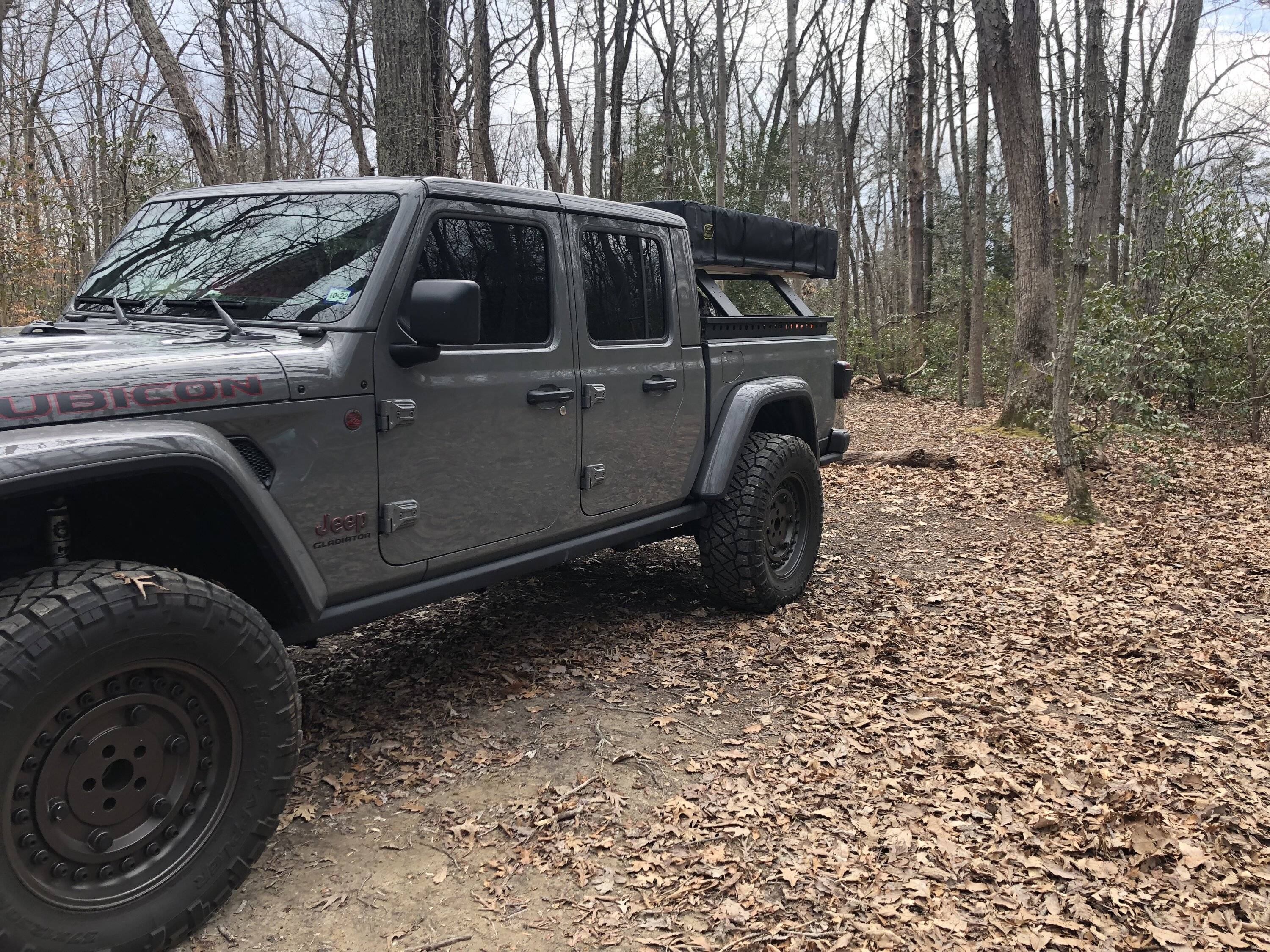 Jeep Gladiator Max Modular Bed Rack with Smittybuilt Gen2 Overlander XL A80DFEC7-00BA-47A8-BBAE-78829B53F991