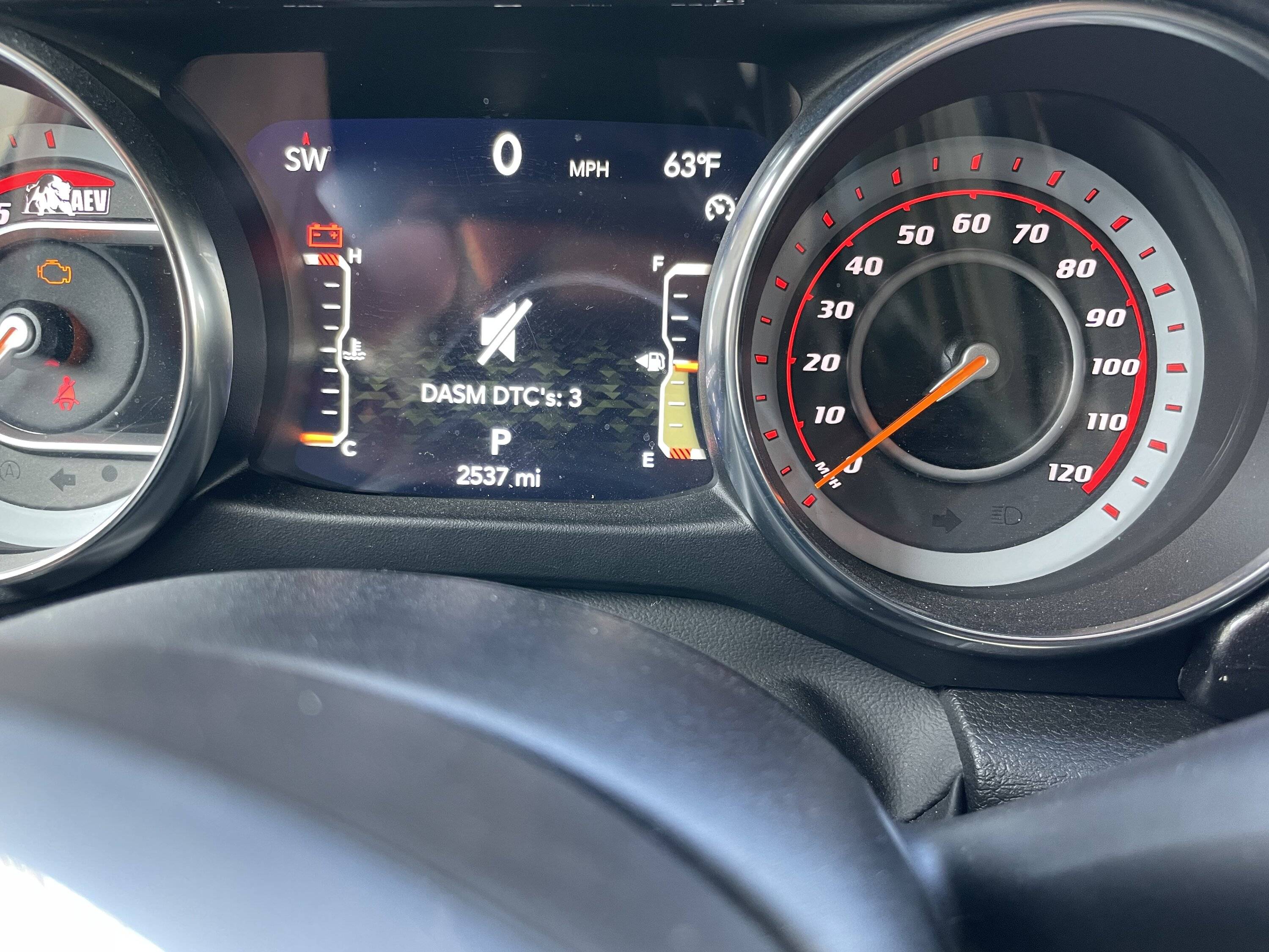 Jeep Gladiator TCS light limp mode and codes IMG_2686
