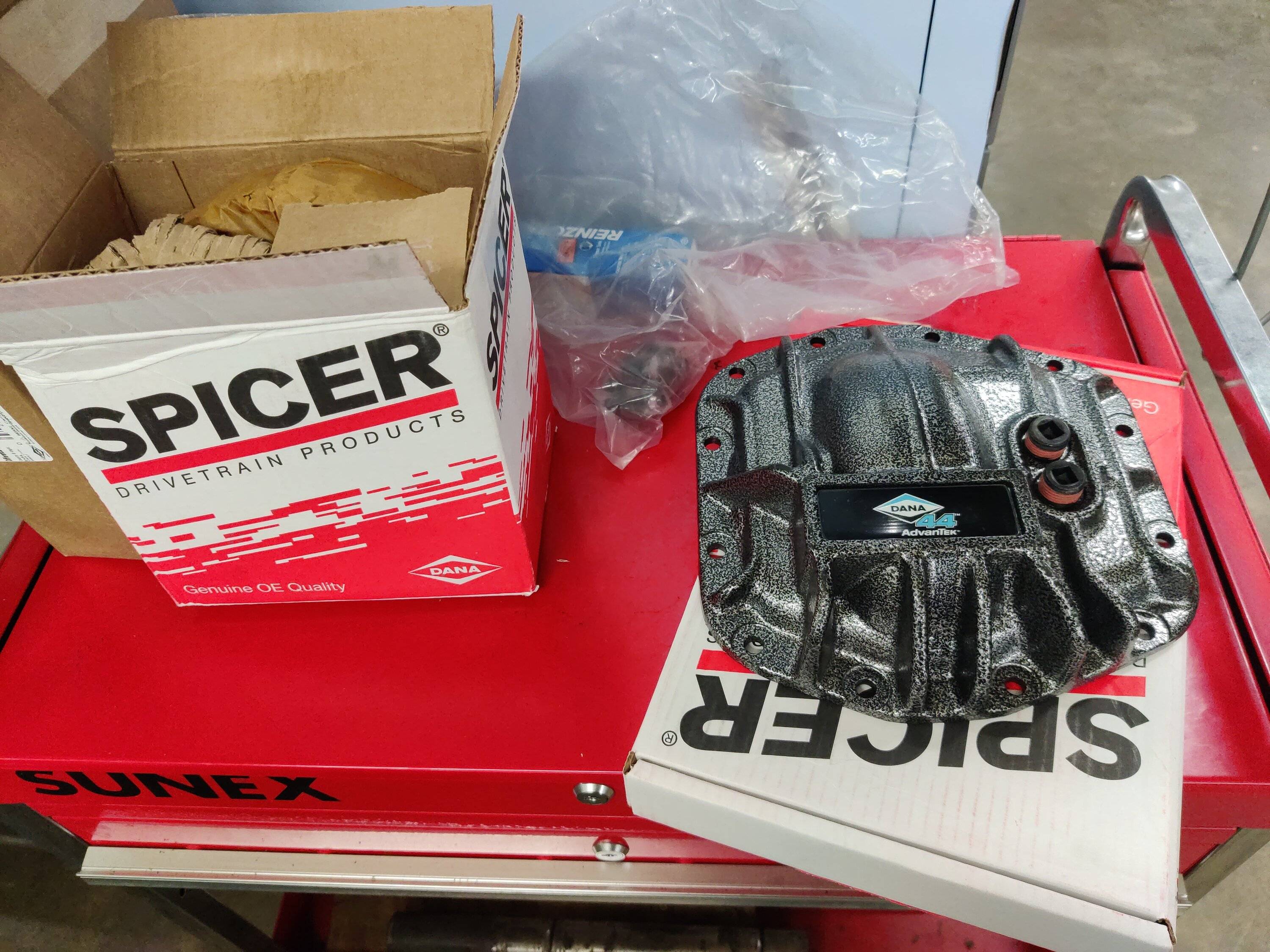 Jeep Gladiator The waiting game begins... for Dana 5.38 rear gear set and master install kit 2023-04-27-14-44-08-738