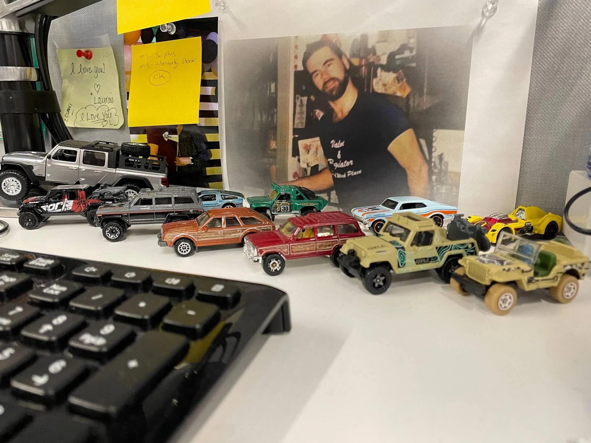 Jeep Gladiator Toys? desk toys