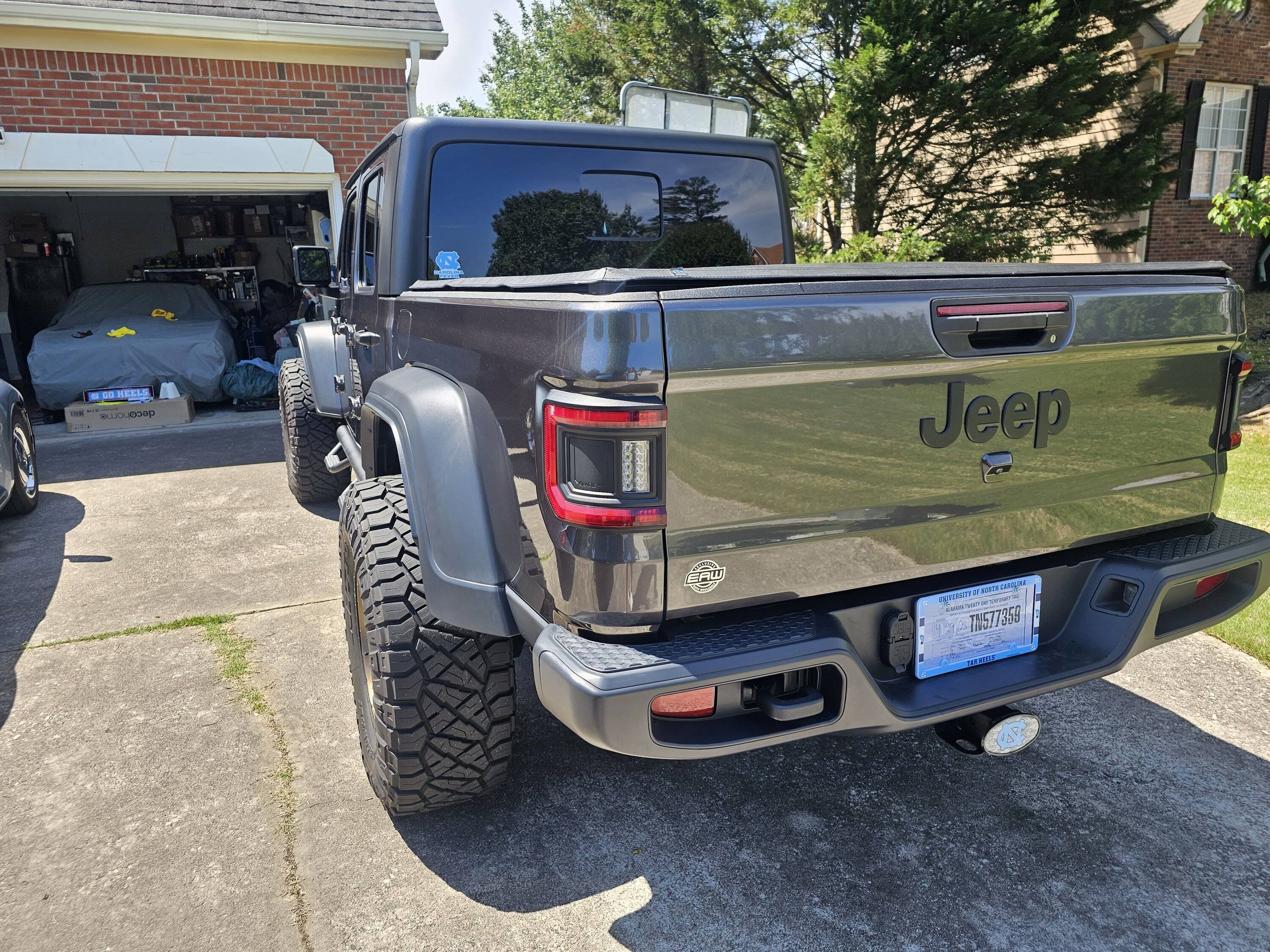 Jeep Gladiator 12.5 vs 13.5 Nitto Ridge Grappler 20230423_150508
