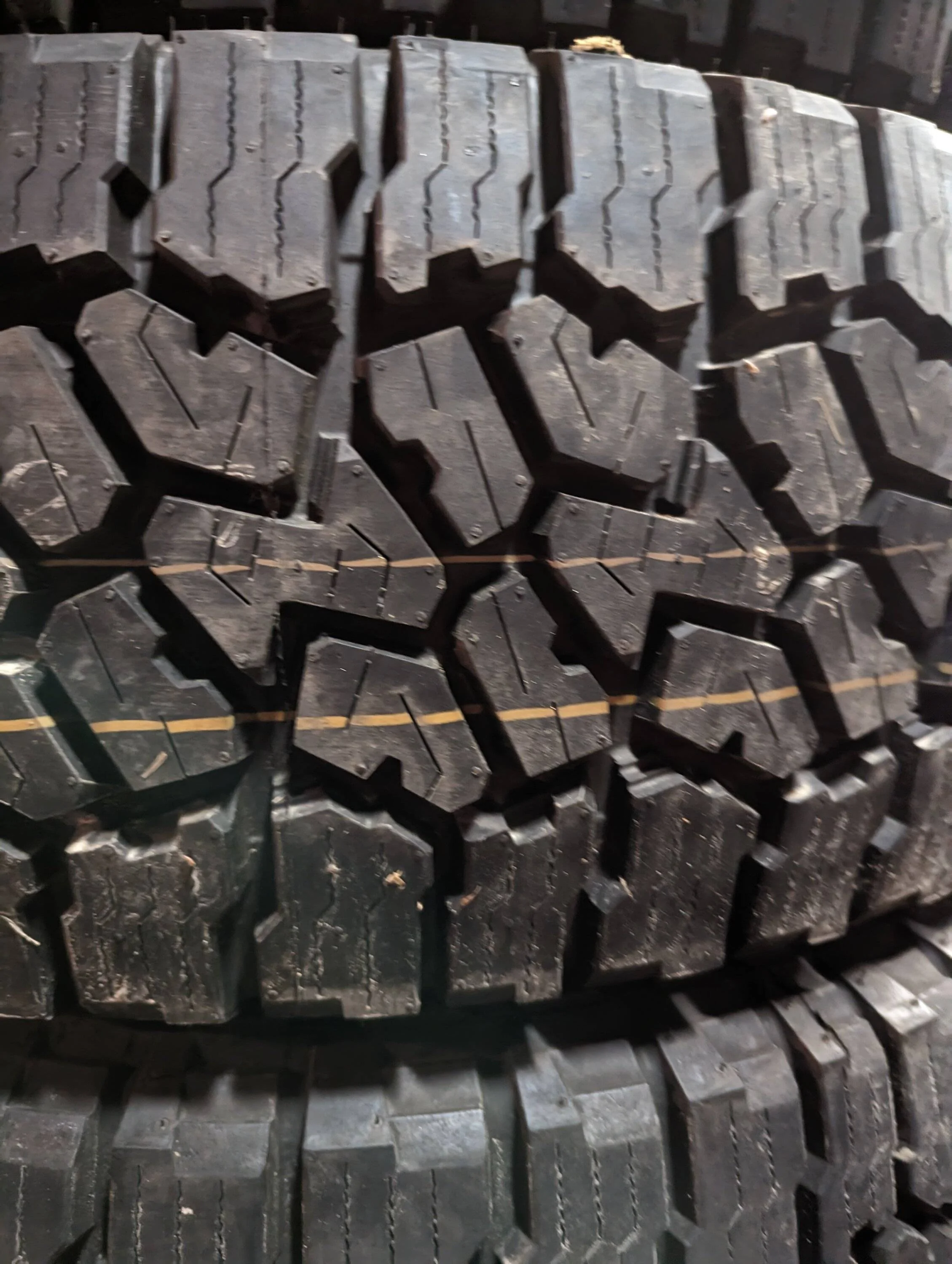 Jeep Gladiator Rubicon Wildpeak A/T tires - $750 PXL_20230430_010530844