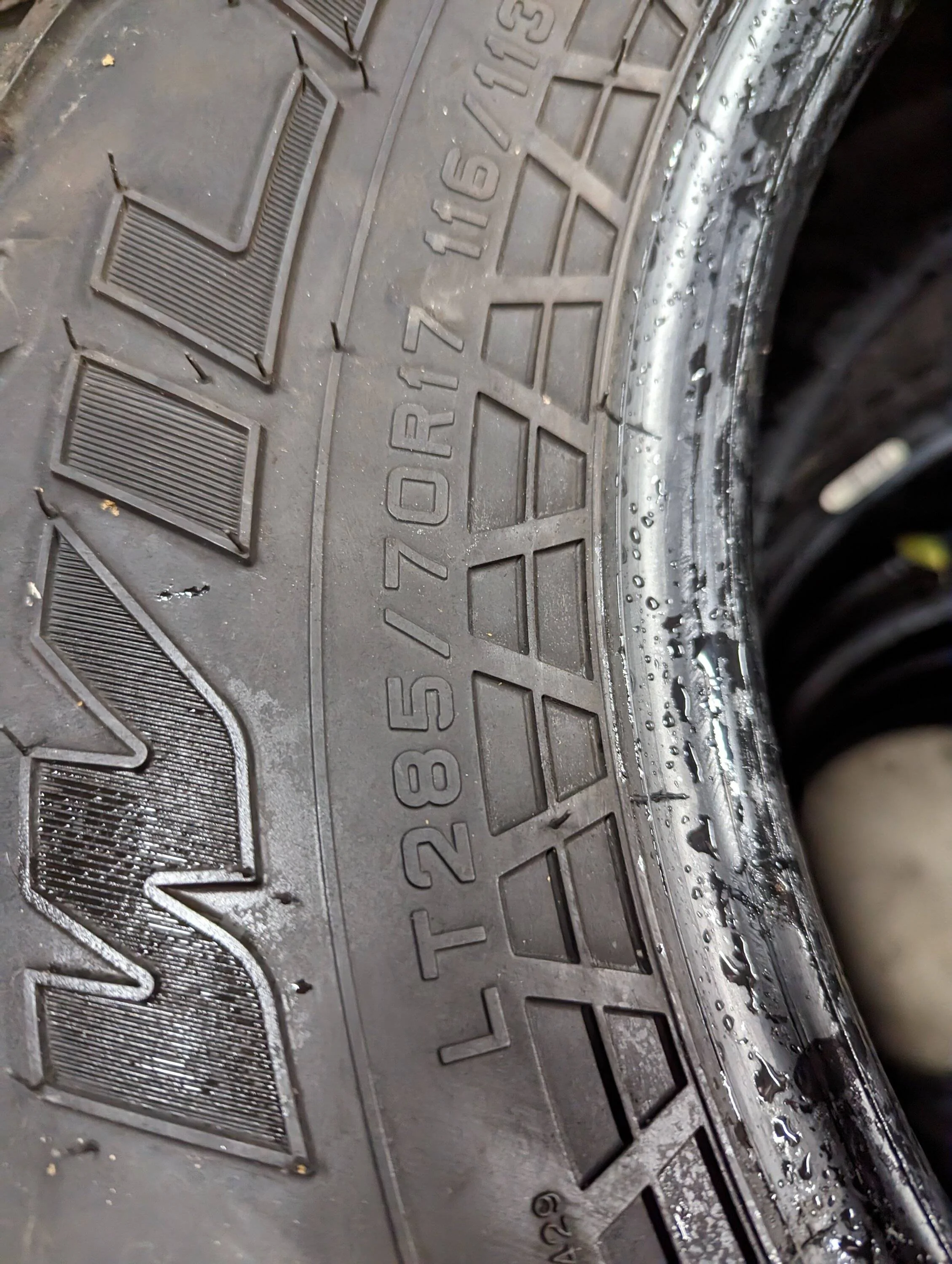 Jeep Gladiator Rubicon Wildpeak A/T tires - $750 PXL_20230430_010543806
