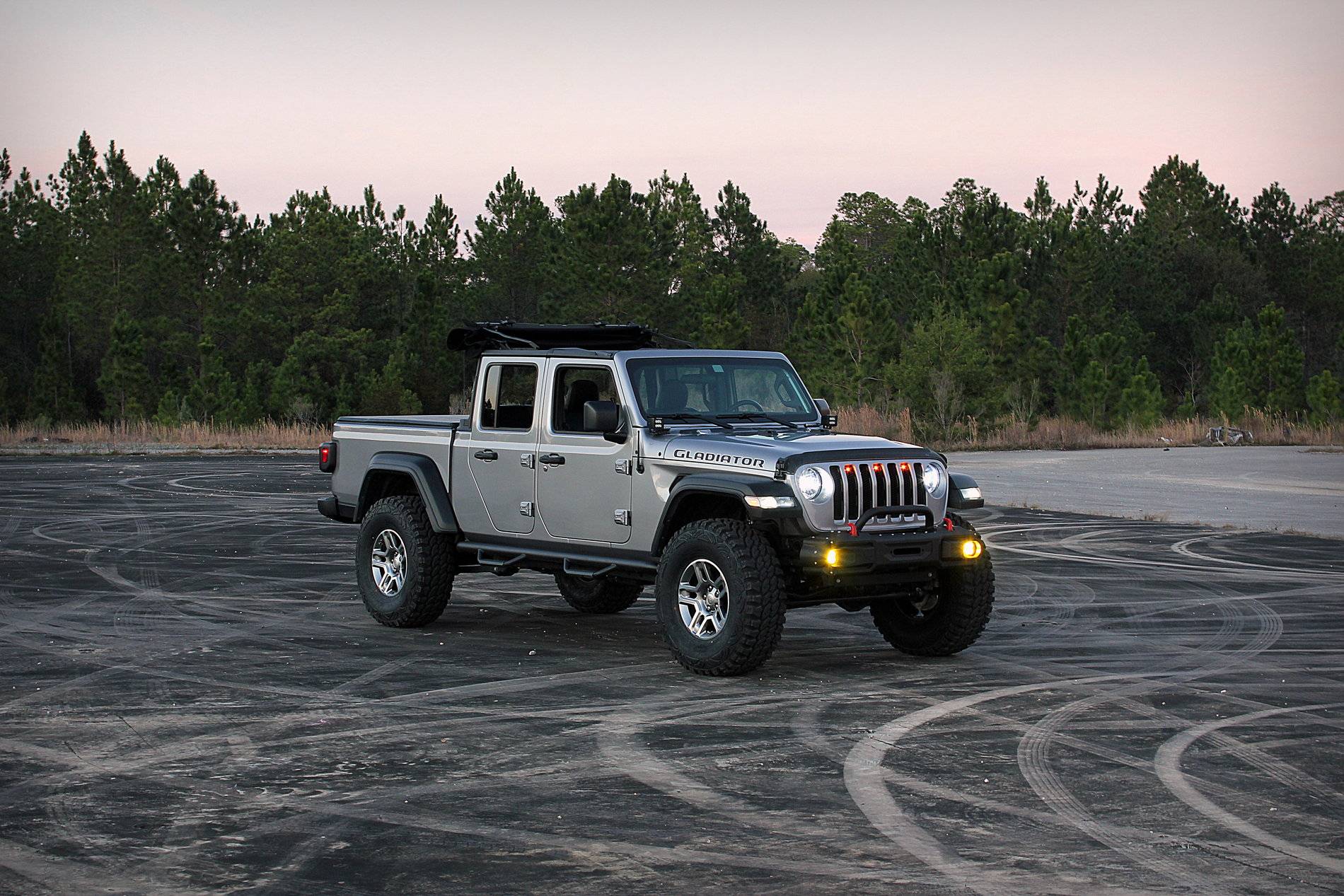 Jeep Gladiator Wheel offset to get optimal tire poke? 691D4A59-DE4B-4263-BE71-8B3E1CEE7B4C