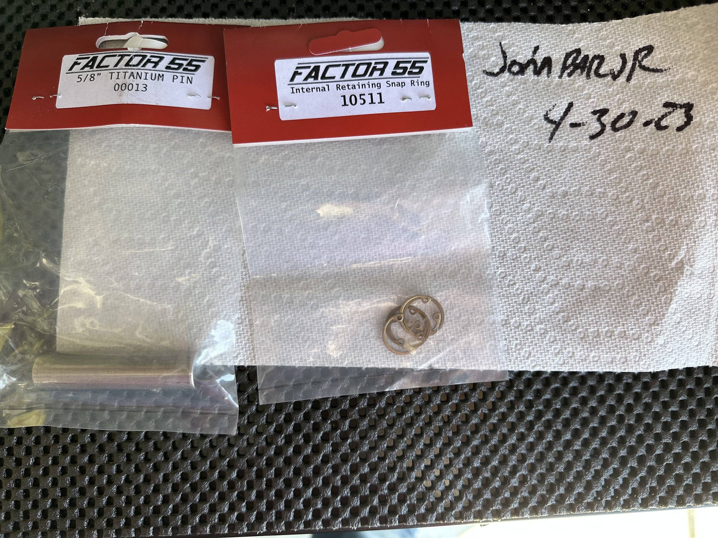 Jeep Gladiator Factor 55 00013 Titanium Pin --Prolink 'e an Factor 55 Internal retaining Snap rings IMG_1880