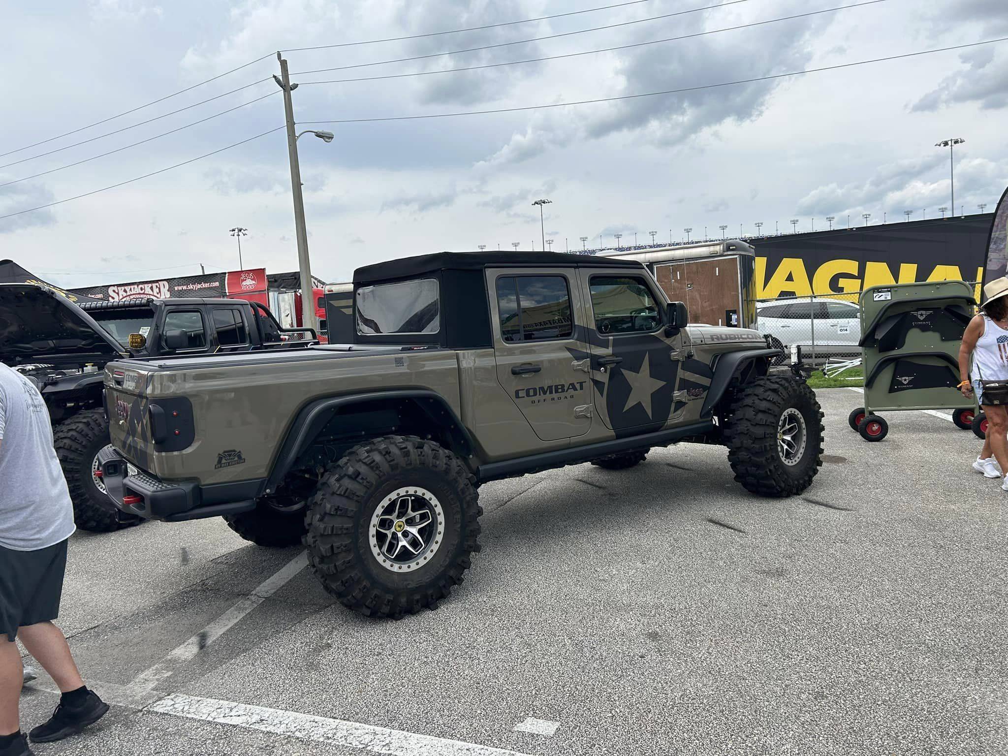 Jeep Gladiator Jeep Beach 2023 (Daytona Beach) – Post Your Photos! 343976166_256442666768031_4692941680566454231_n