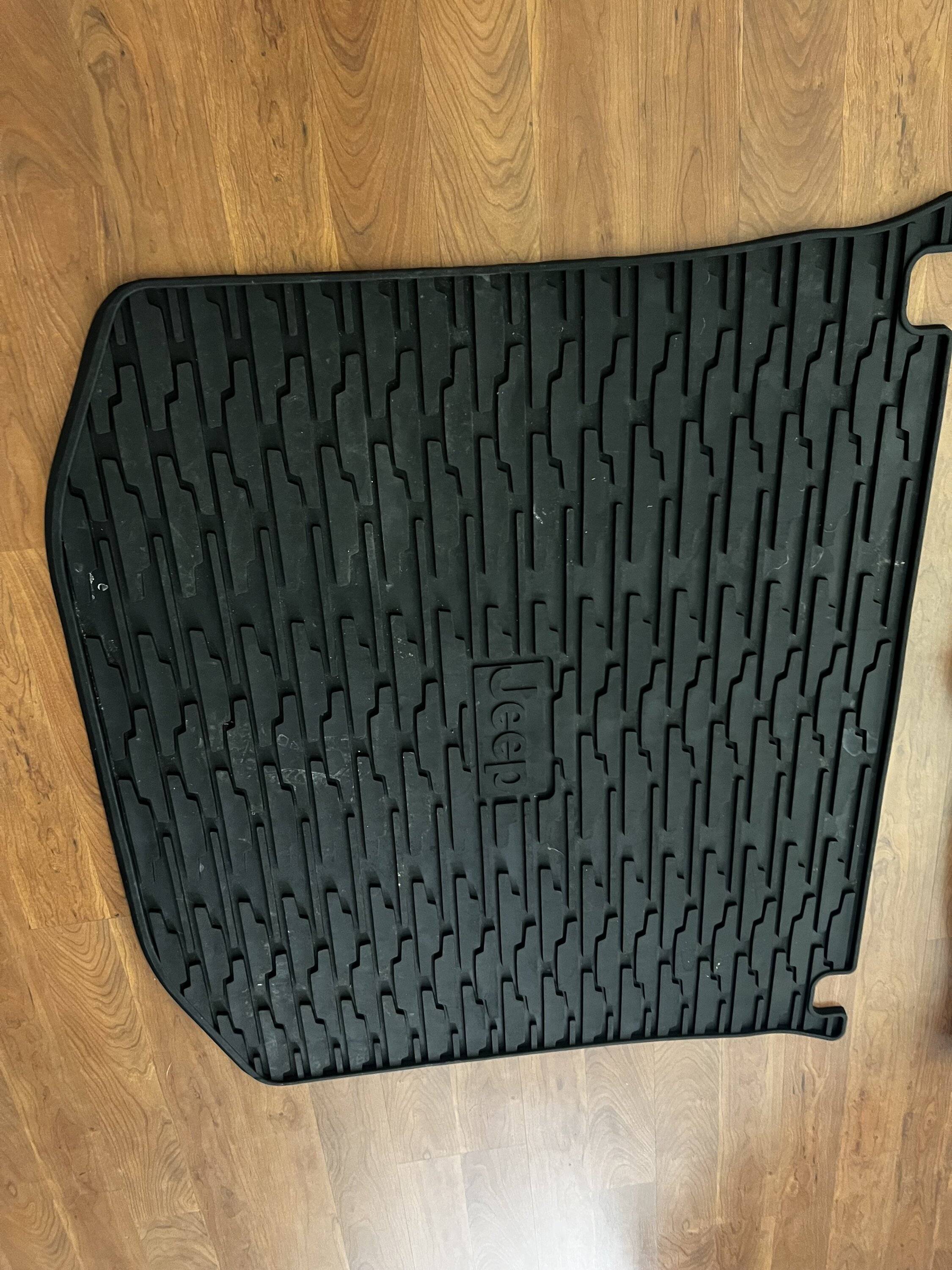Jeep Gladiator All Weather Mats IMG_4980
