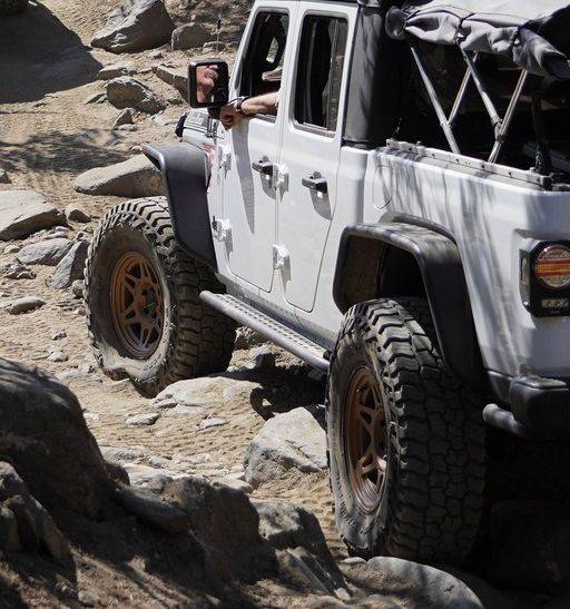 Jeep Gladiator Not a flat! cropped2
