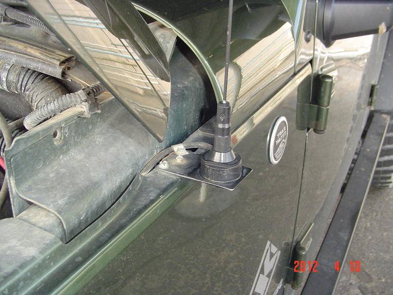 Jeep Gladiator GMRS / CB antenna locations - near A pillar or mid point on hood attachment
