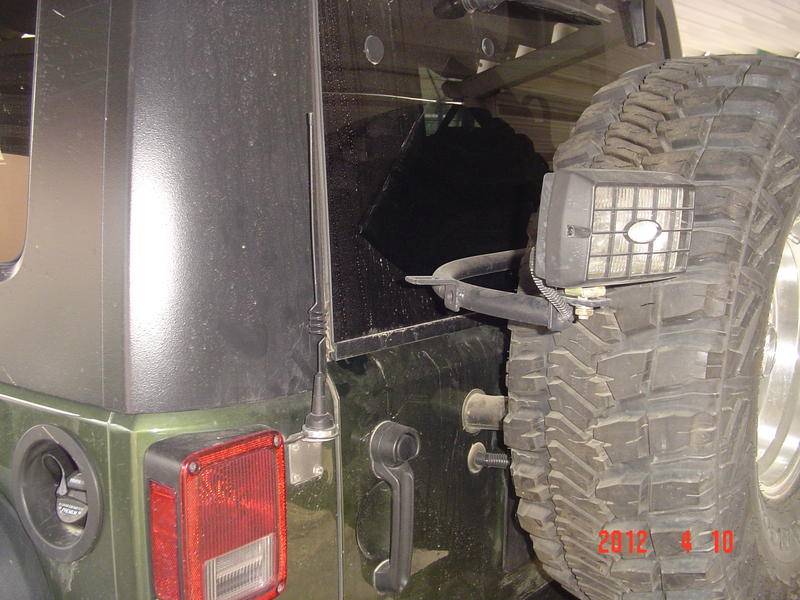 Jeep Gladiator GMRS / CB antenna locations - near A pillar or mid point on hood attachment